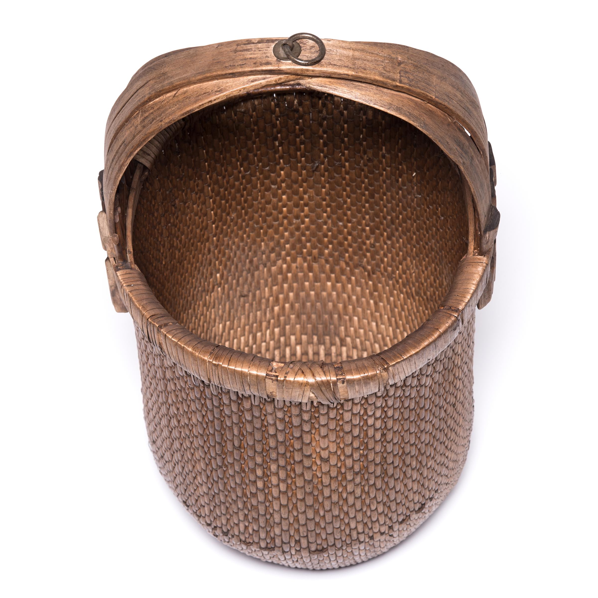 Chinese Fisherman's Basket, circa 1900 In Good Condition For Sale In Chicago, IL