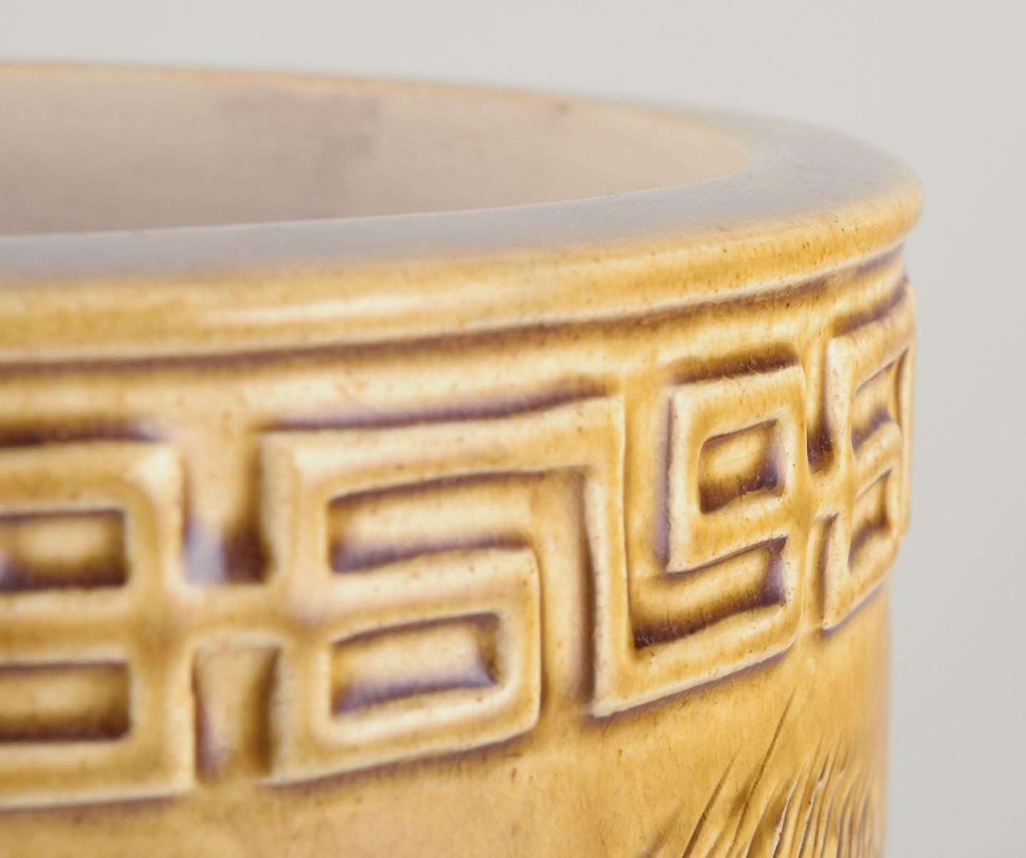Earthenware Chinese floor vase made of earthenware. Motif of fish on the seabed. For Sale