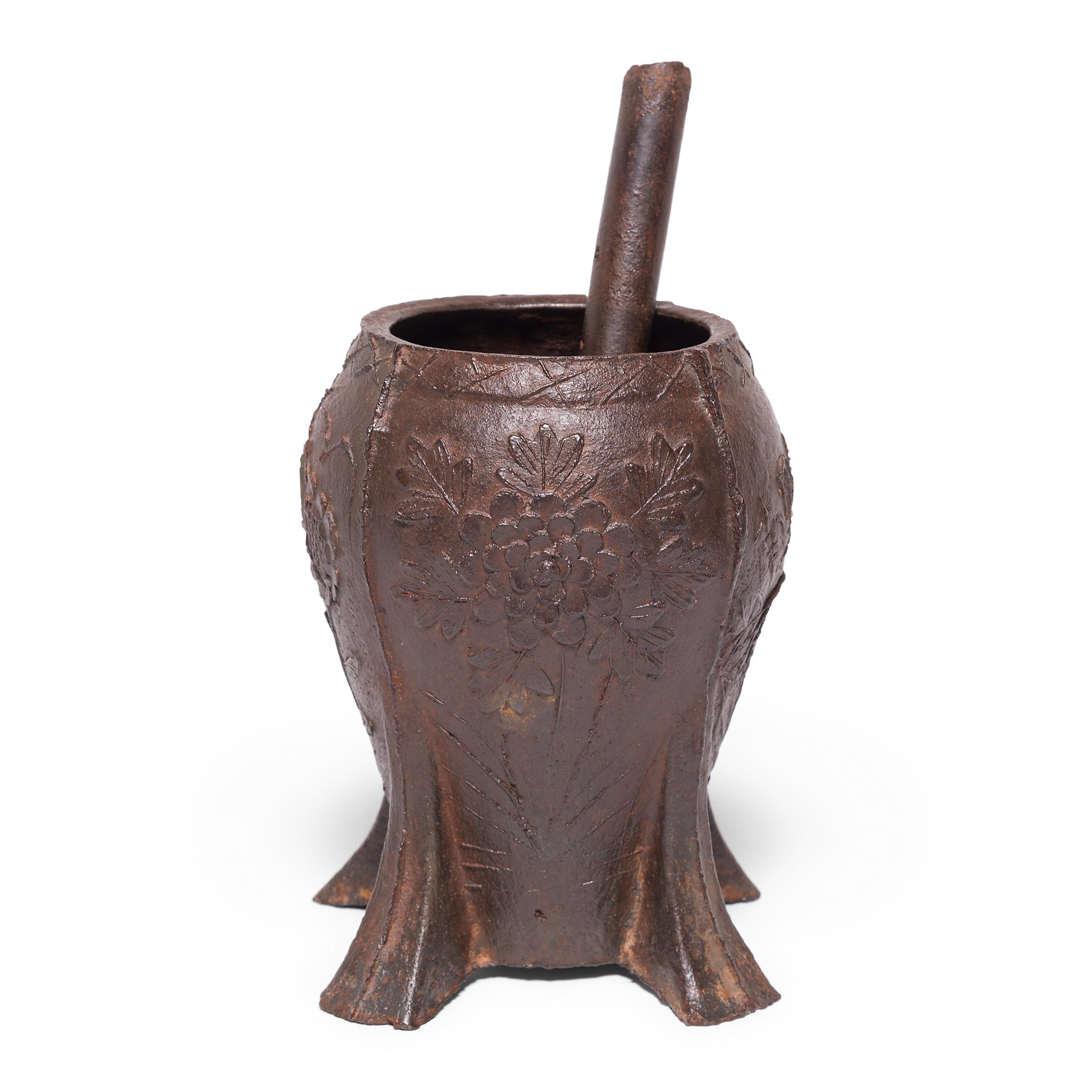 Chinese Floral Cast Iron Mortar For Sale 1