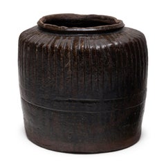 Chinese Fluted Salty Egg Jar, c. 1800