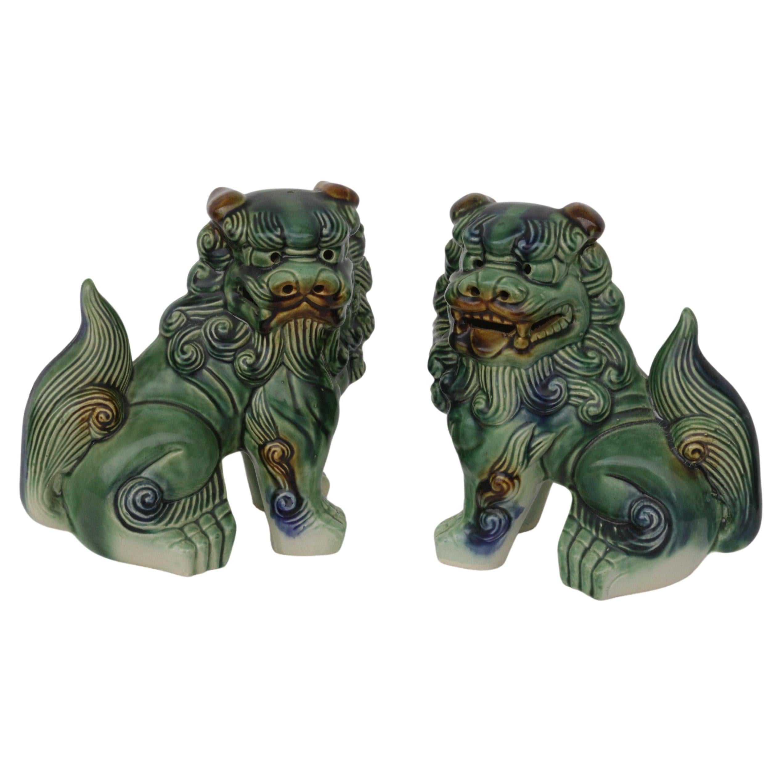 Pareja de perros Foo de porcelana china