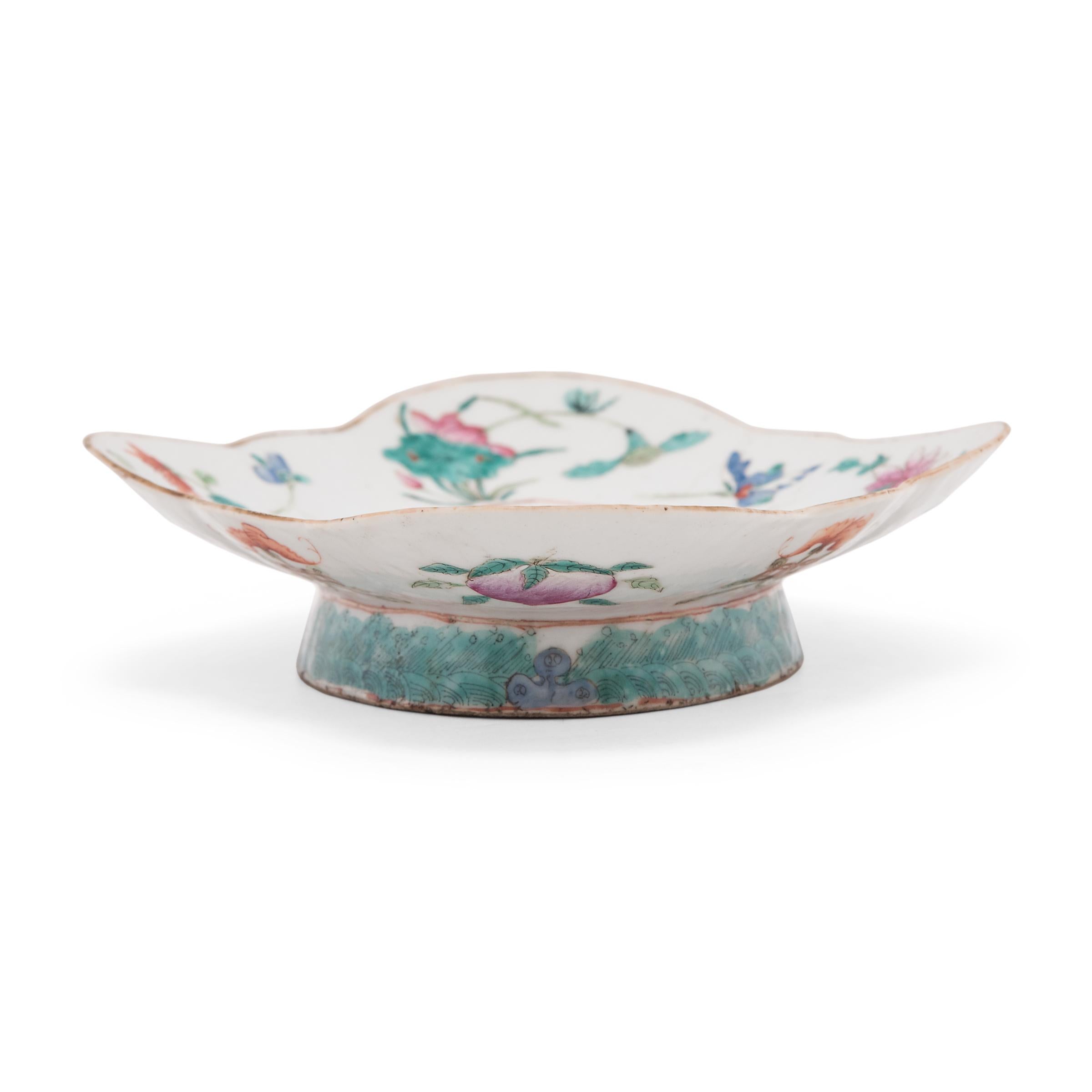 Chinese Footed Offering Bowl with Mythical Figures, c. 1850 In Good Condition For Sale In Chicago, IL