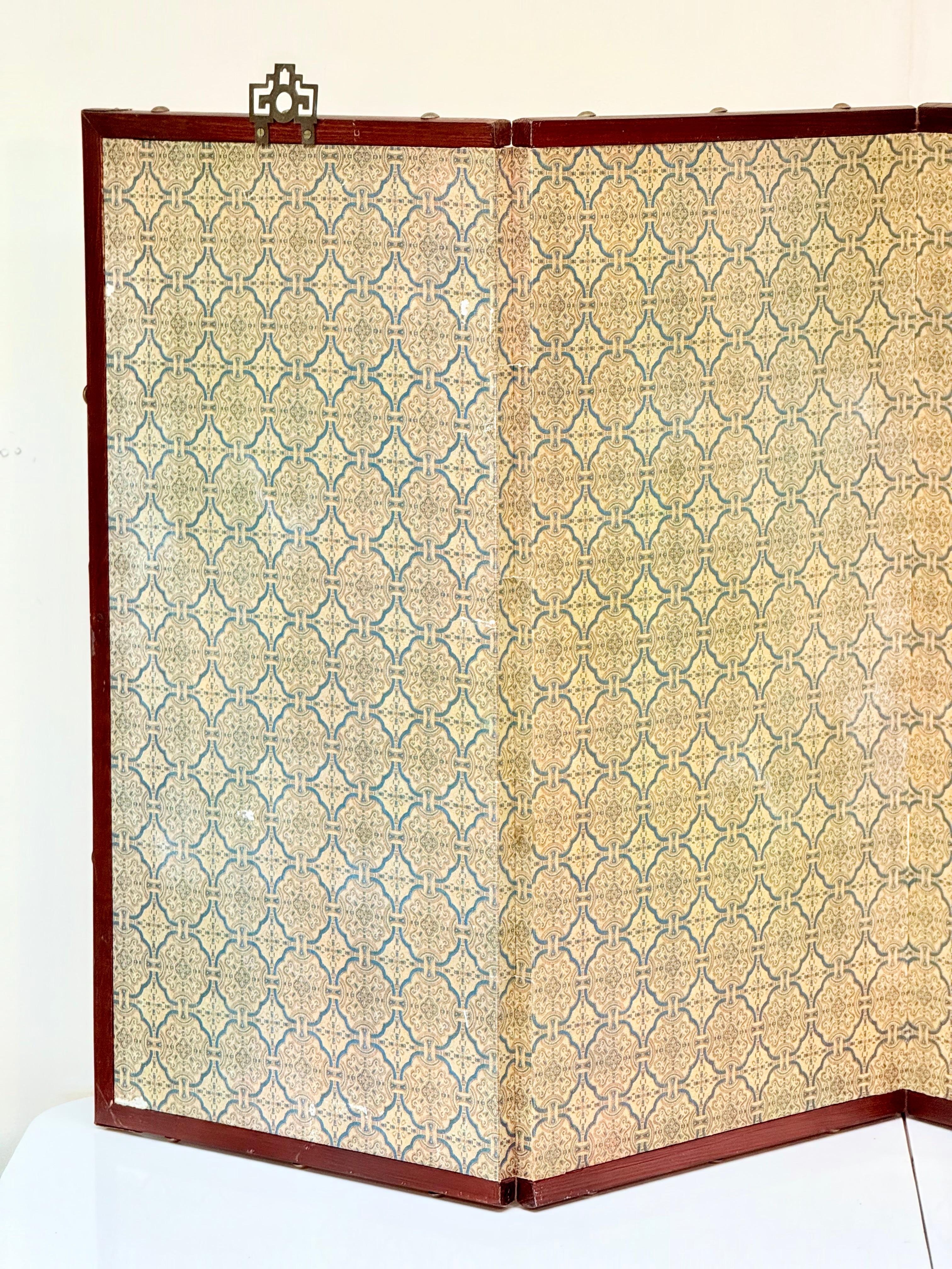 Biombo chino cuádruple con sauce llorón, flores de ciruelo y gorriones, 1963 en venta 8