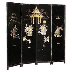 Paravent décoratif chinois à quatre panneaux vers 1930