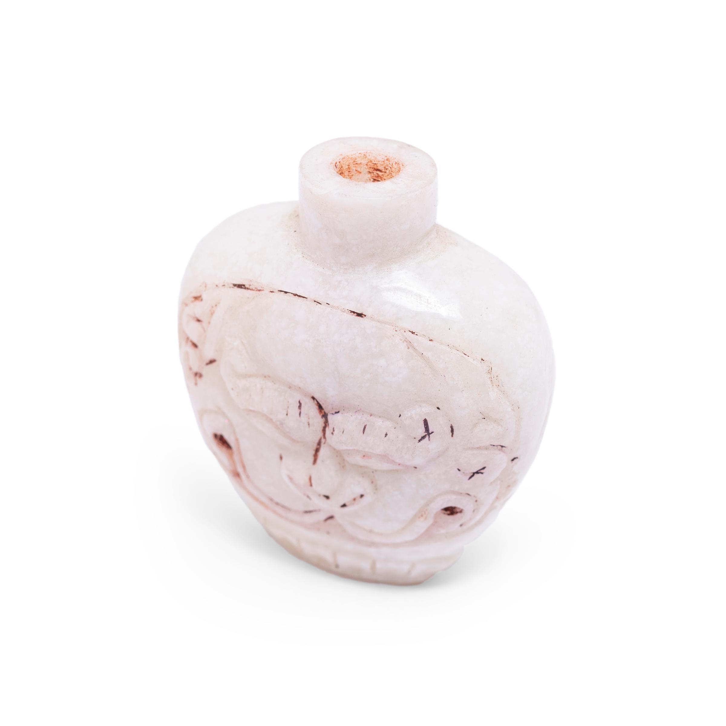 Carved Chinese Fu Dog Stone Snuff Bottle, circa 1900 For Sale