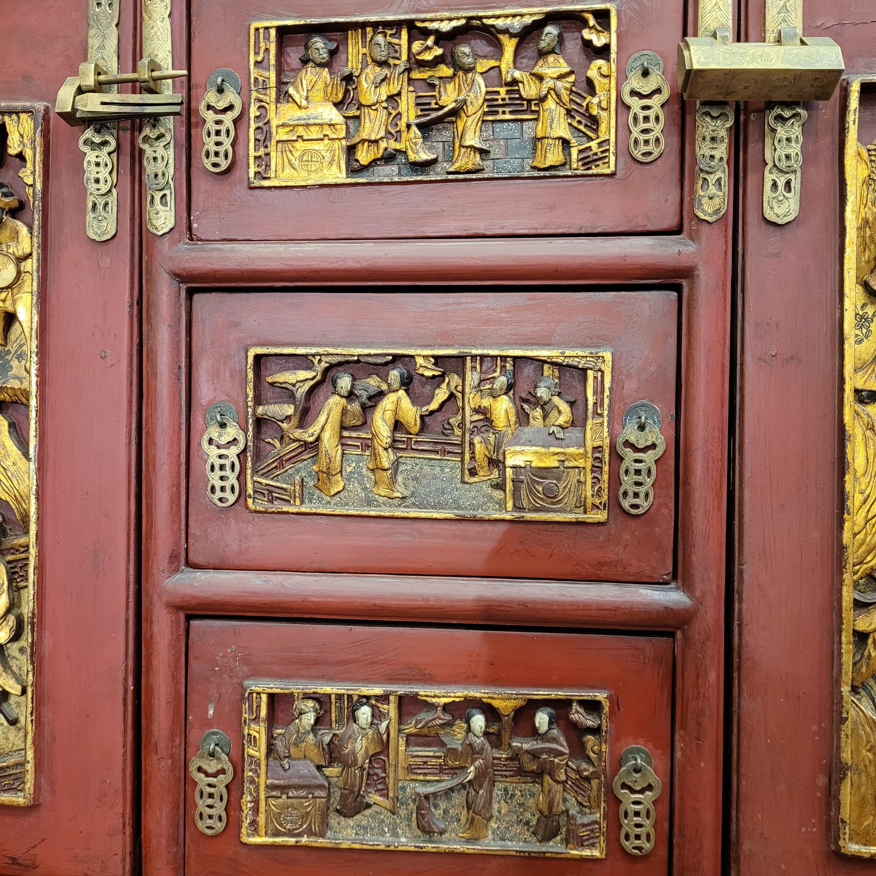 Late 19th Century Chinese furniture “Ningbo Cabinet”, carved, lacquered and gilded wood