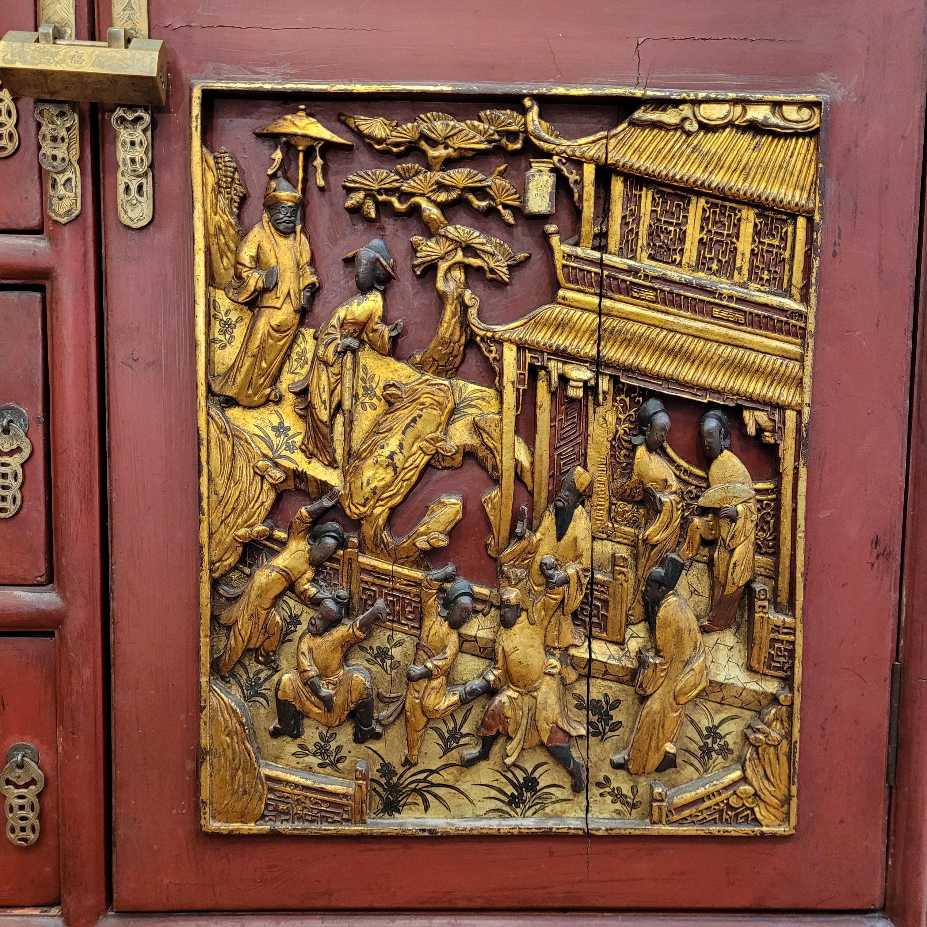 Chinese furniture “Ningbo Cabinet”, carved, lacquered and gilded wood 1