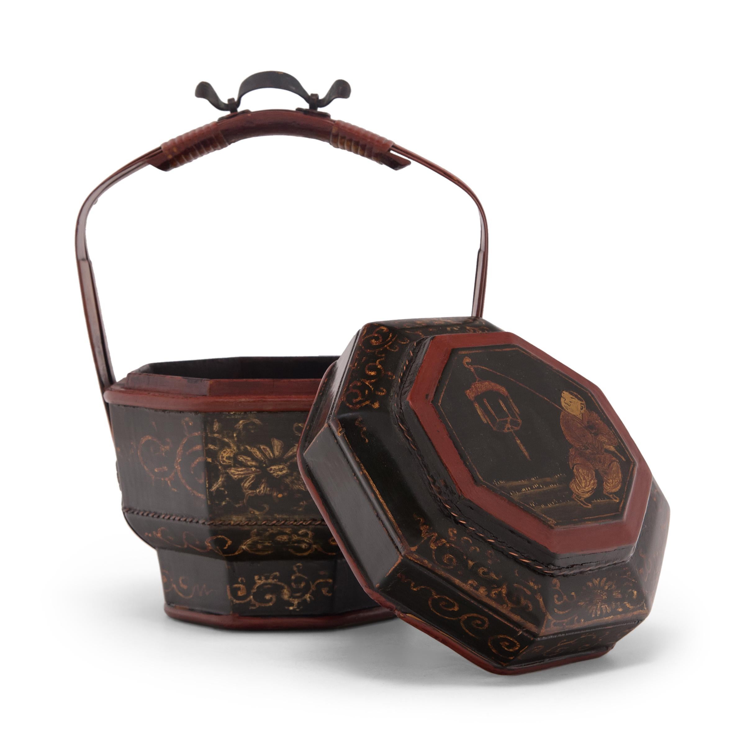 20th Century Chinese Gilt Black Lacquer Carrying Box, c. 1900 For Sale