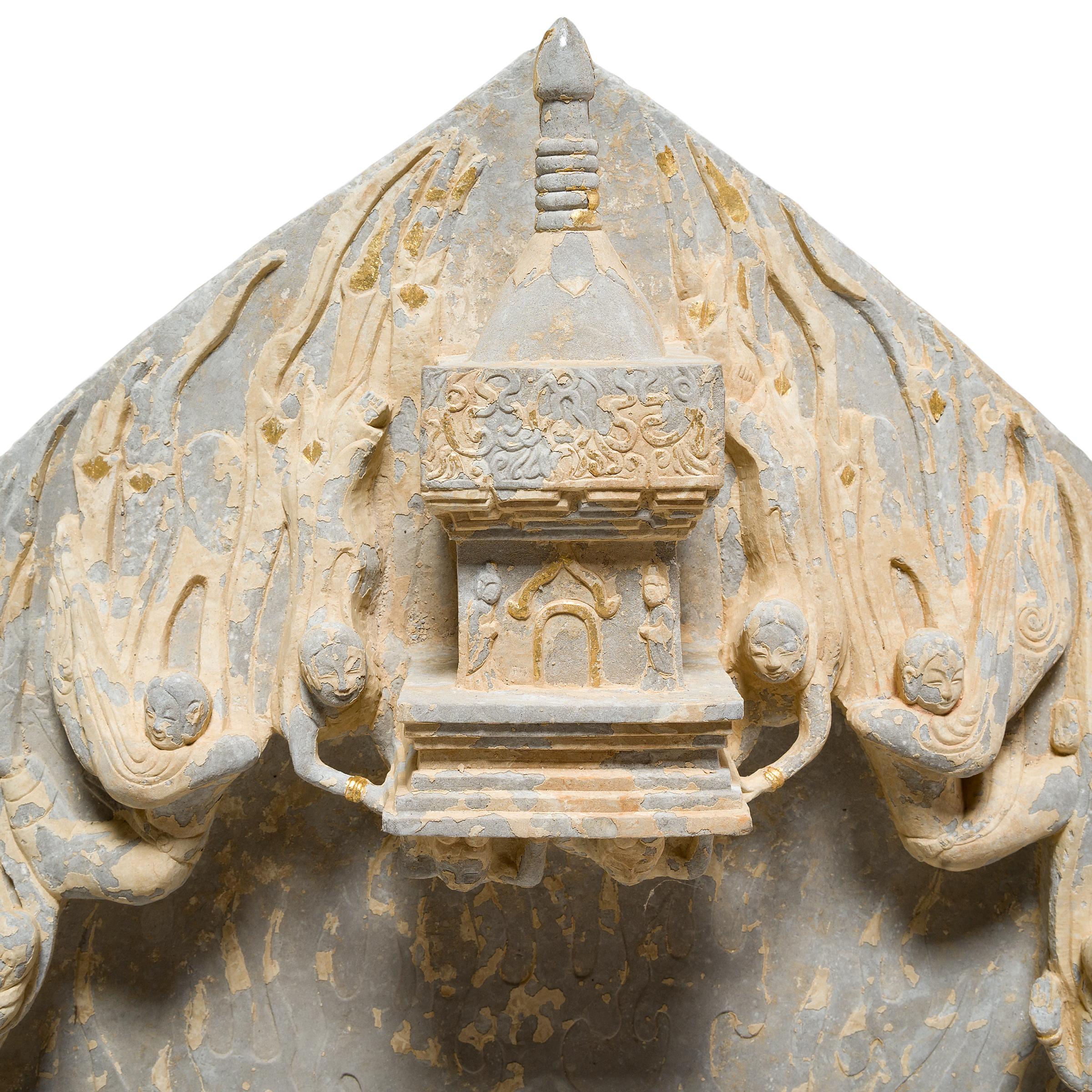 Estela china de piedra caliza dorada del Buda Maitreya en venta 1
