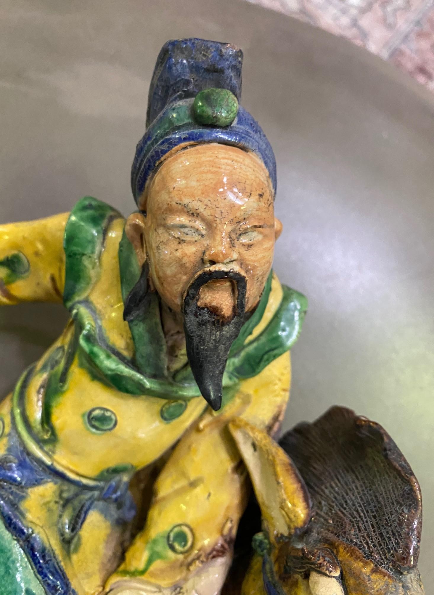 Chinesische glasierte Keramik-Keramik- Guardian-Ancestor-Roof-Kacheln, Qing-Figur auf Pferd (Glasiert) im Angebot