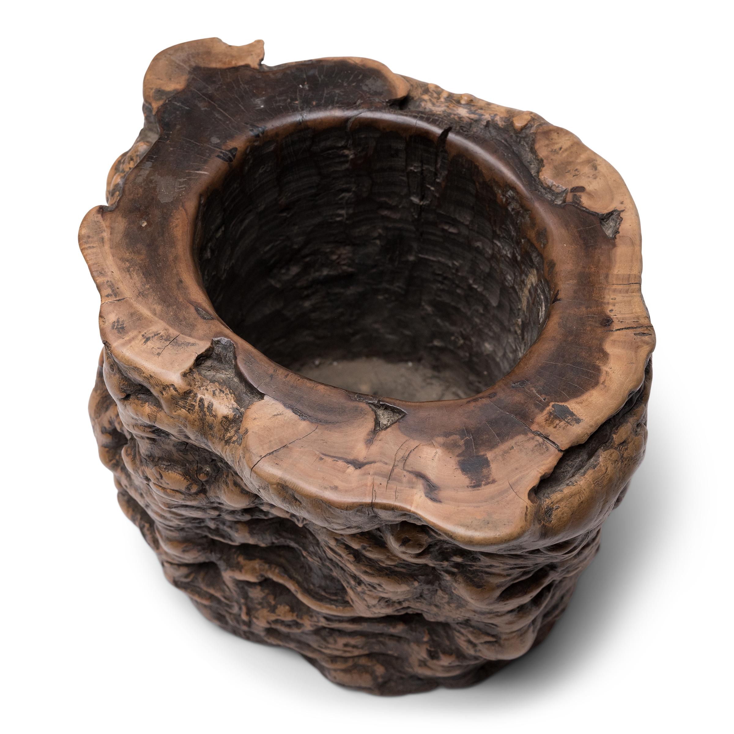 Qing Pot à brosse chinois à racines noueuses, c.C. 1900 en vente