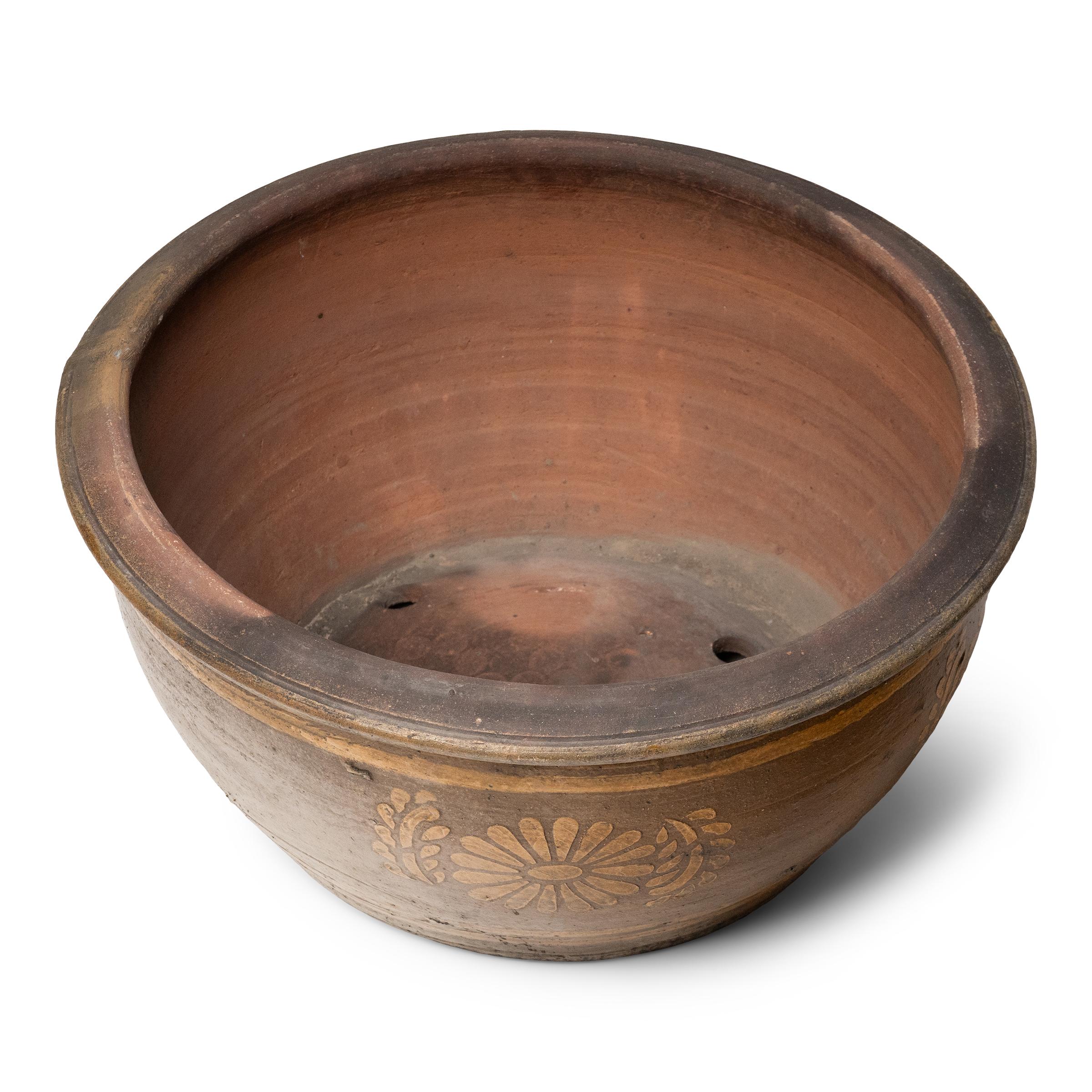Qing Chinese Golden Chrysanthemum Terracotta Pot For Sale