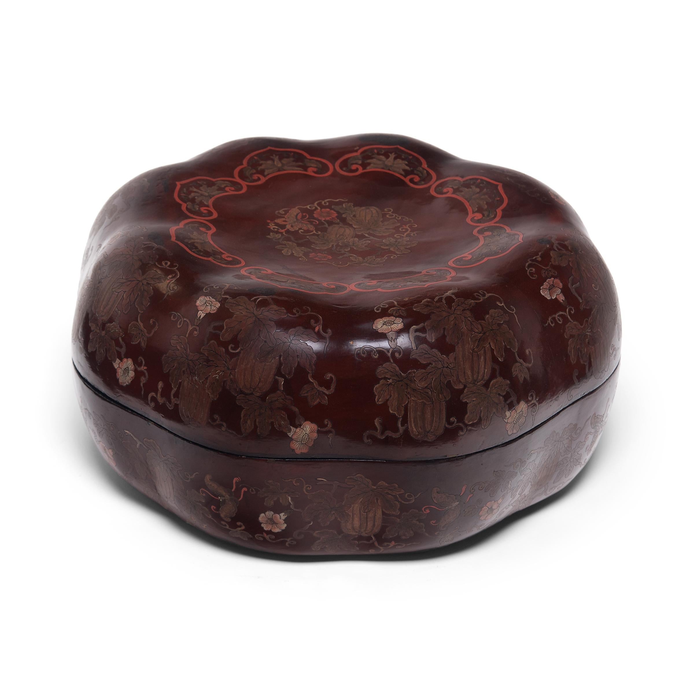 Qing Chinese Gourd-Form Presentation Box, circa 1850 For Sale