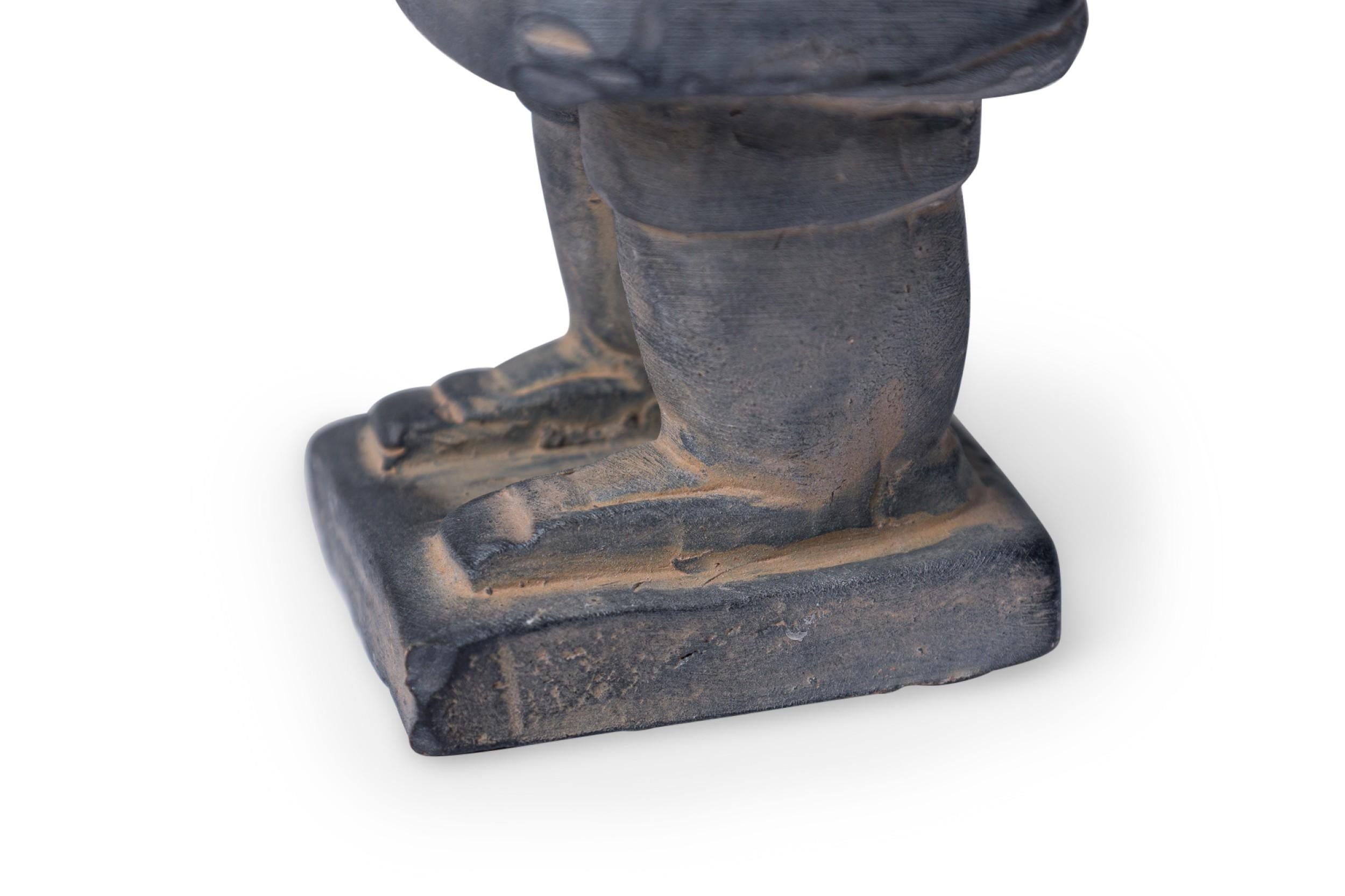 Ceramica Chinese Gray Ceramic Figure Depicting a Dignitary in vendita