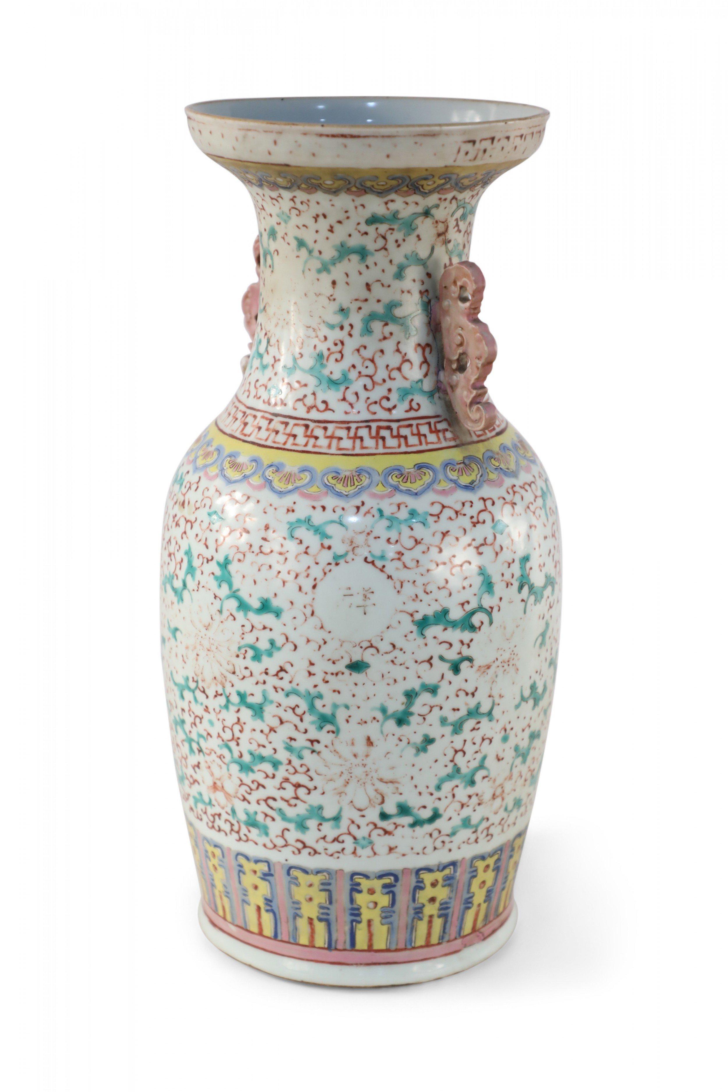 Chinese Green and Red Faded Floral Porcelain Urn For Sale 3