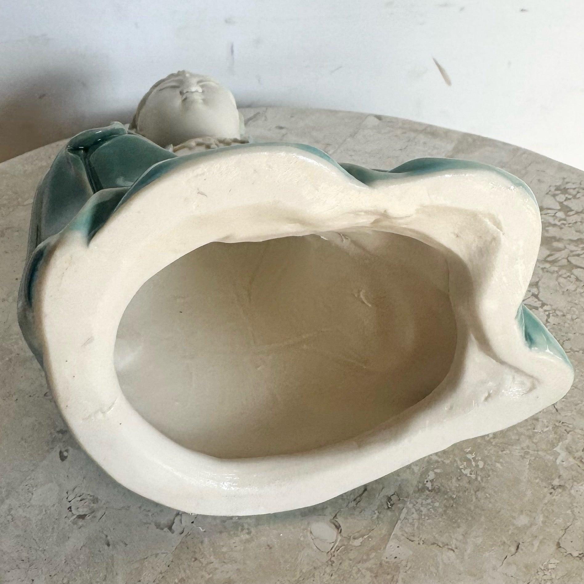 Chinese Green and White Porcelain Quin Yan Sculpture For Sale 2