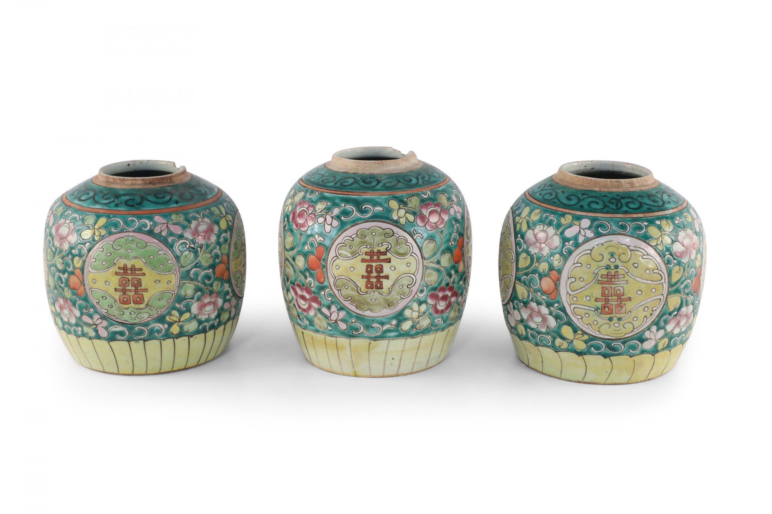 Vases à gingembre en forme de jarres avec motif floral vert chinois en vente 3