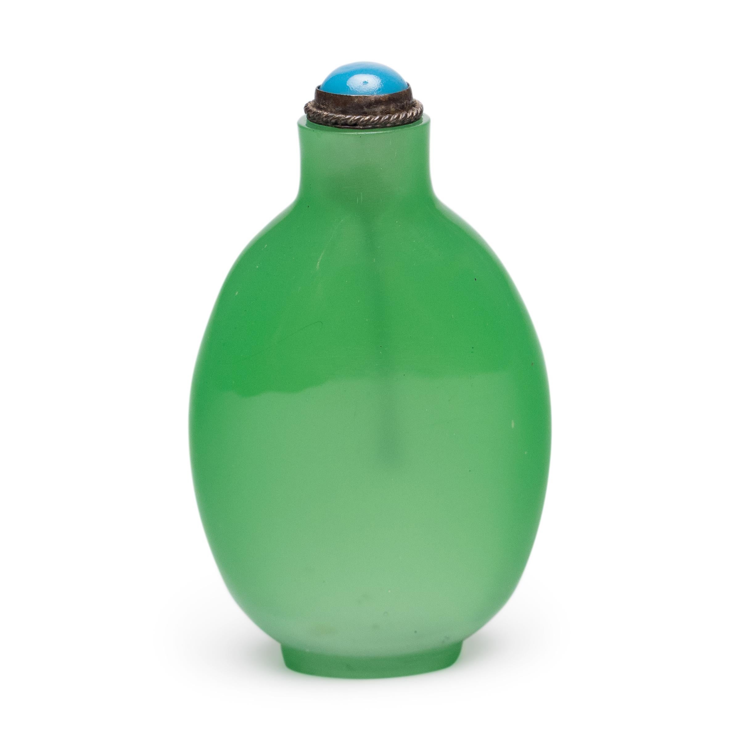 Cinese Tabacchiera cinese in vetro verde, 1920 ca. in vendita