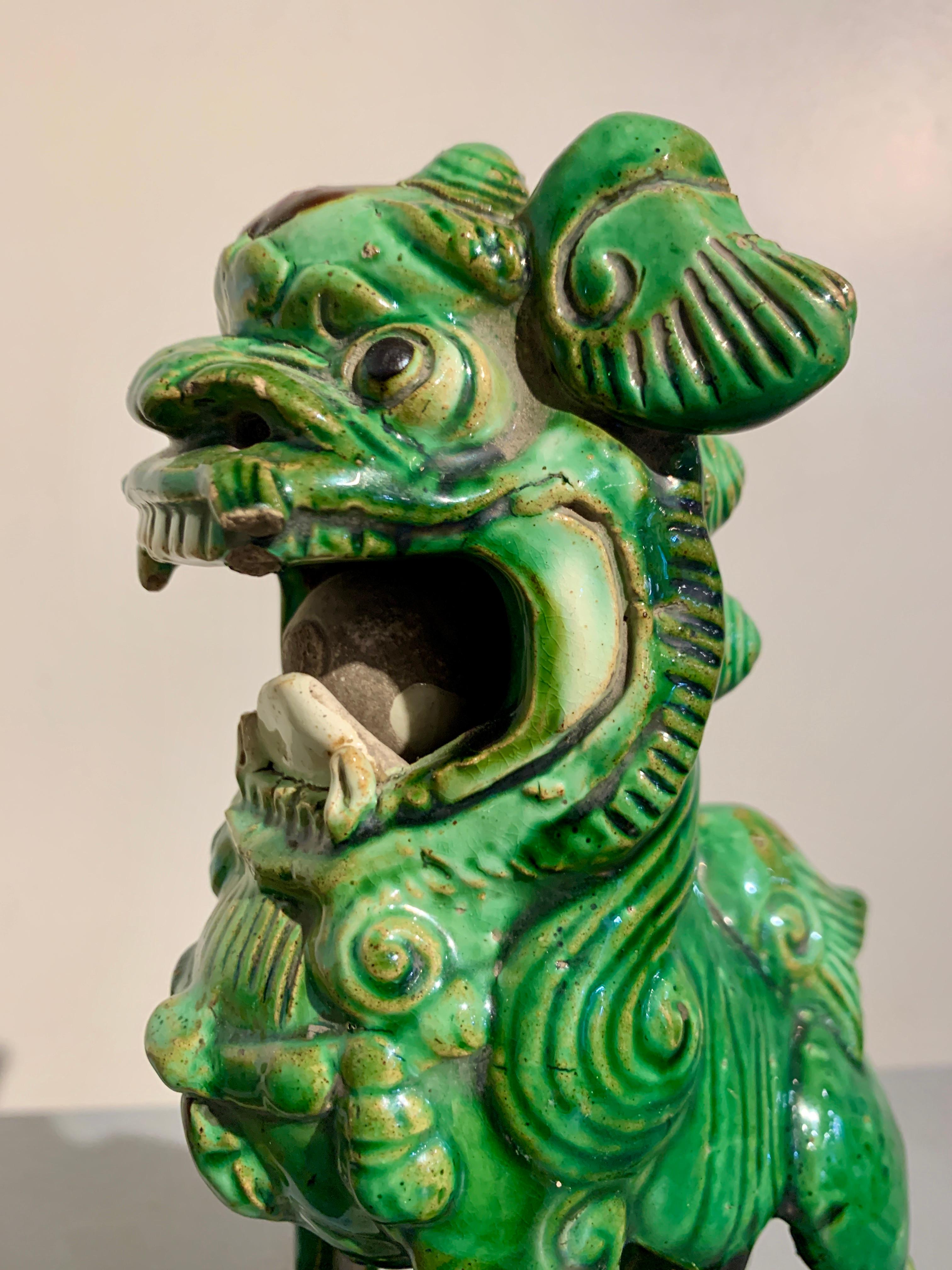 Chinese Green Glazed Foo Lions, Near Pair, Late 19th Century, China For Sale 3