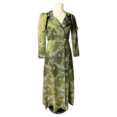 Vintage Chinese green satin evening coat Bronze with chrysanthemums - Europe Circa 1940