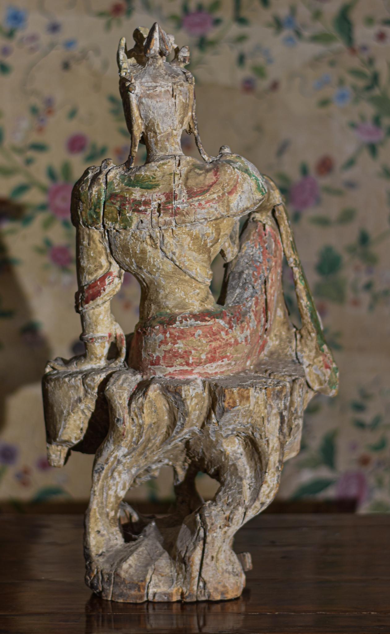 Chinesische Guan-Yin-Figur aus der frühen Ming-Dynastie im Angebot 4