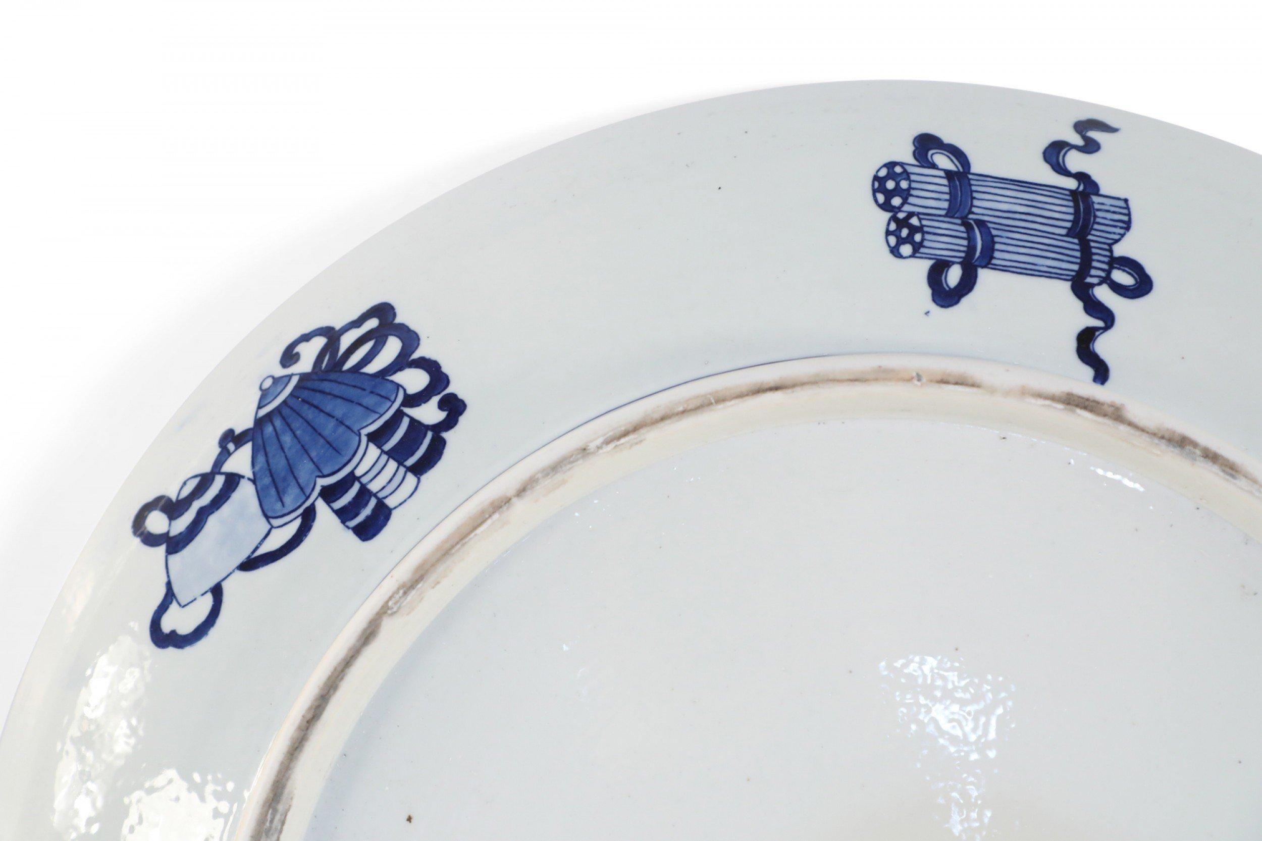 Cuenco chino Guangcai de porcelana de exportación azul y naranja con motivos koi Porcelana en venta