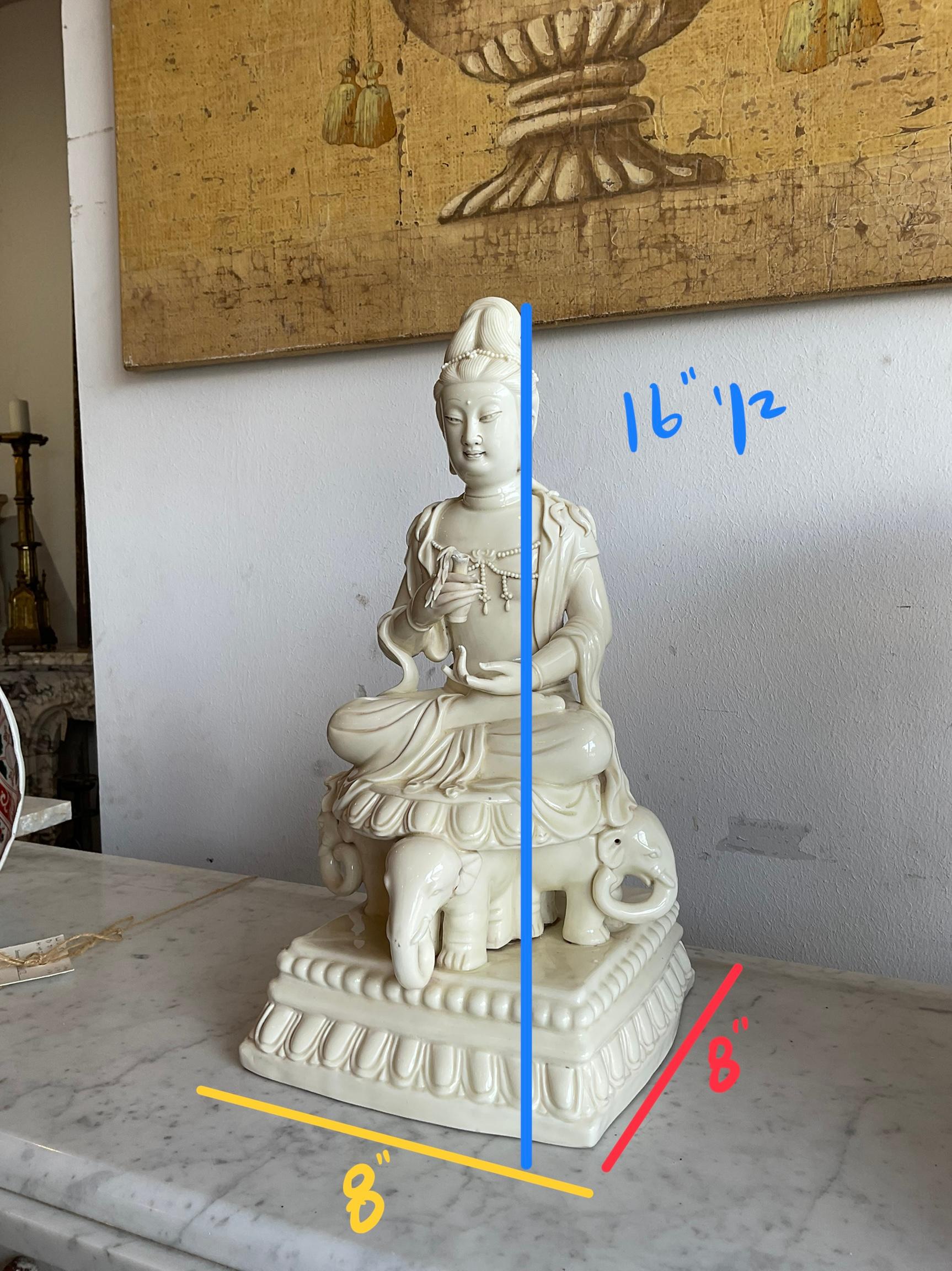 Chinese Guanyin Porcelain Sculpture For Sale 2