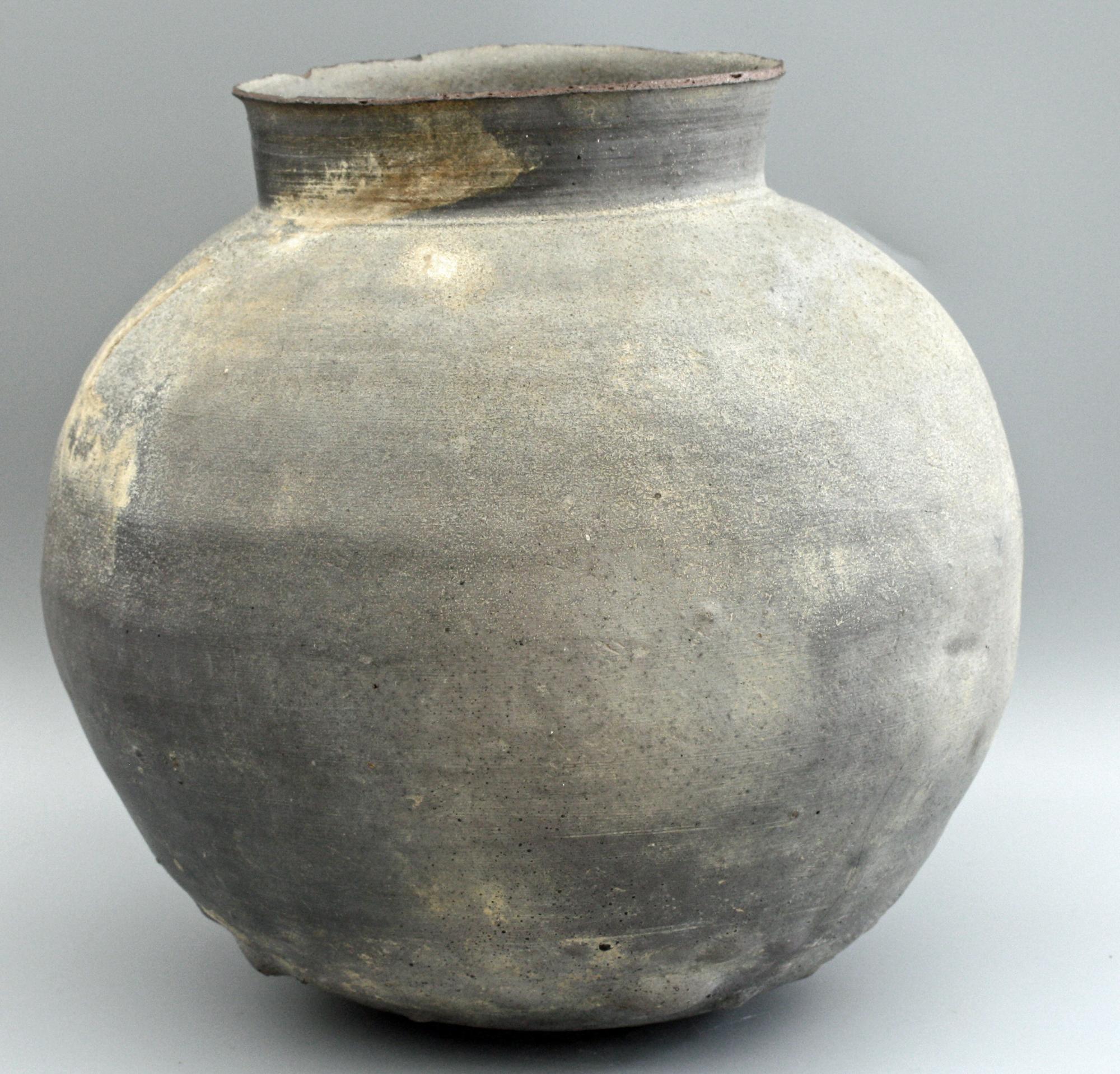 Chinese Han Dynasty Ash Glazed Pottery Jar 206BC-220AD 7