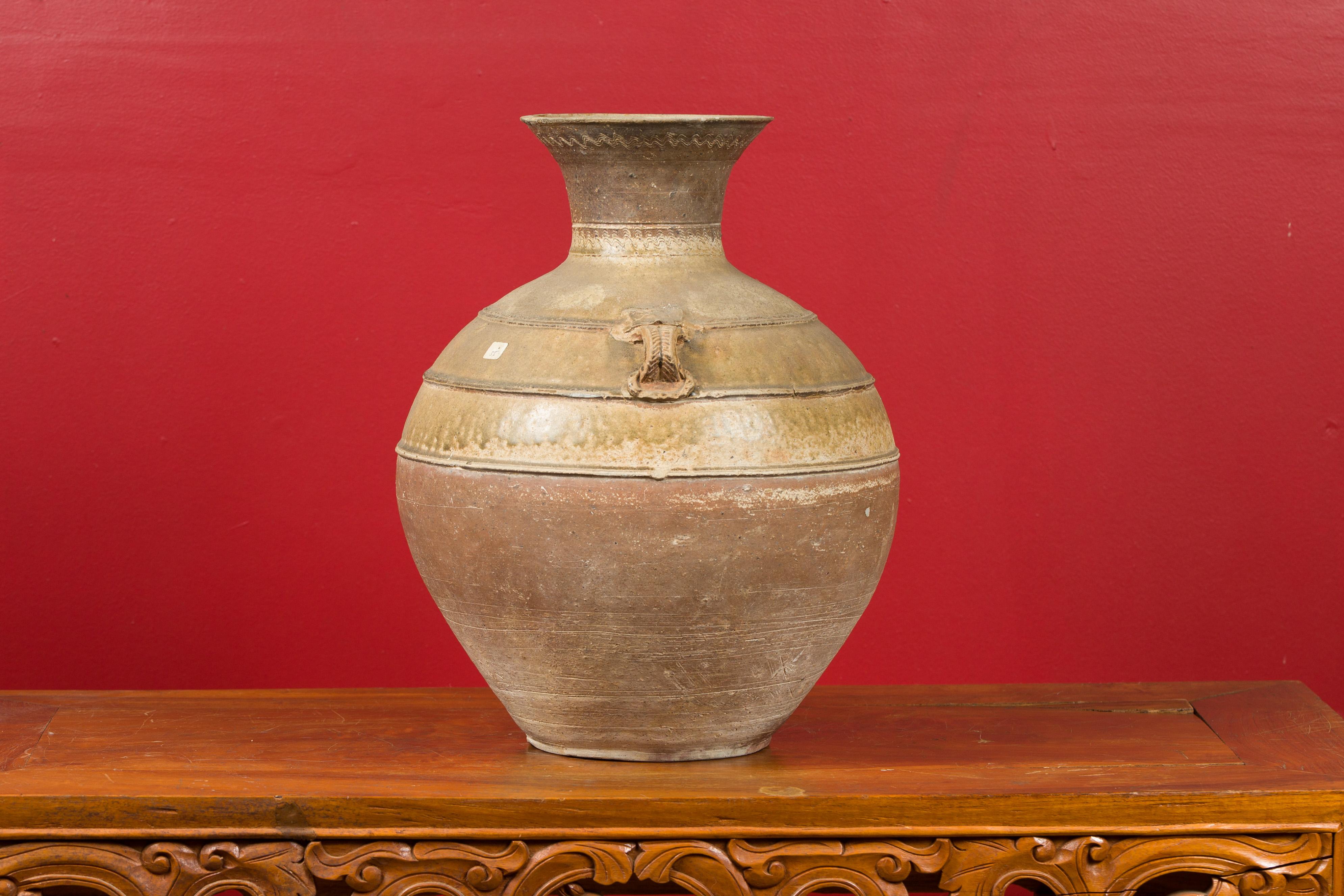 Chinese Han Dynasty Glazed Hu Vessel with Petite Handles, circa 202 BC-200 AD For Sale 4