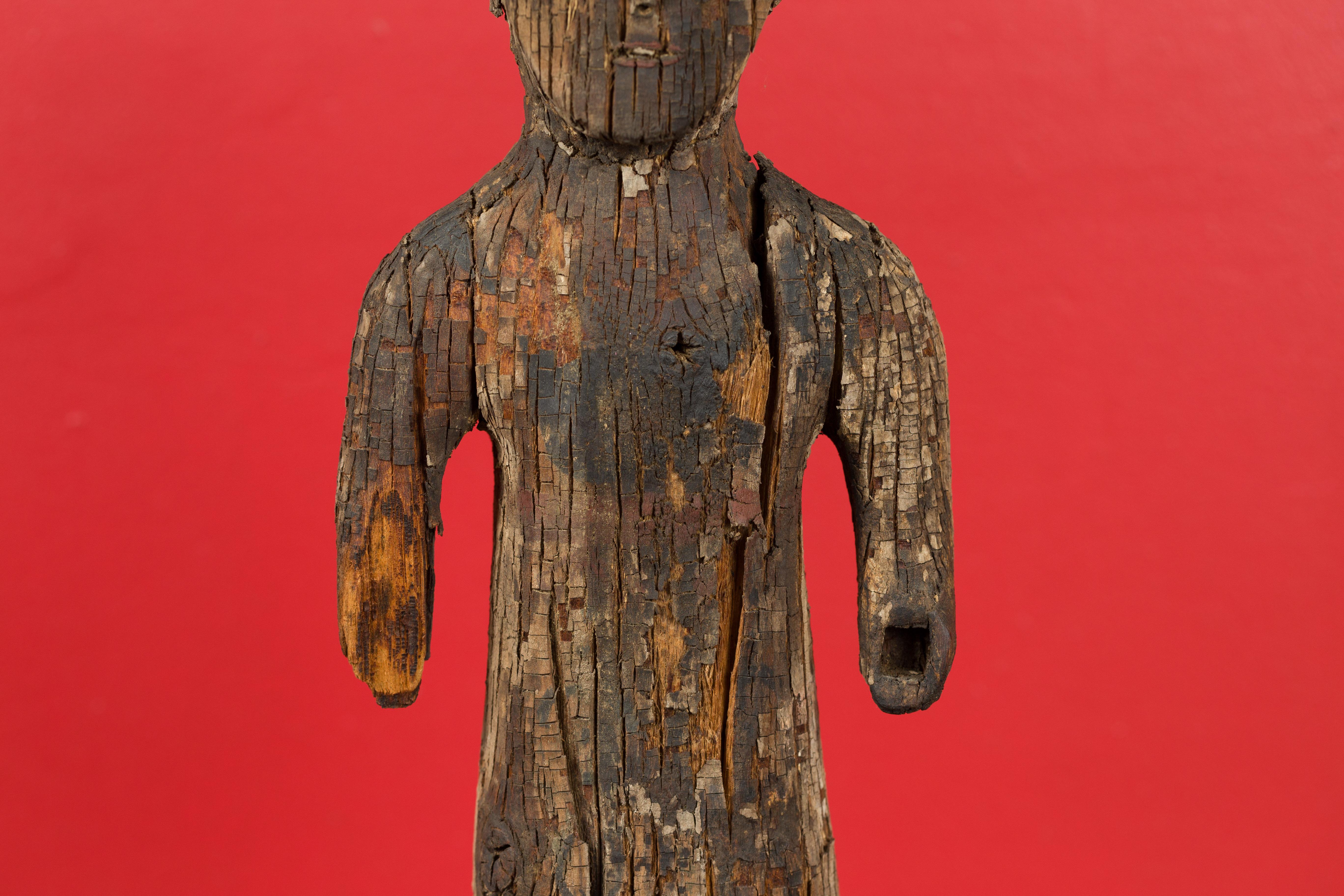 Chinese Han Dynasty Period Carved Wood Tomb Figure of a Priest, circa 200 BC 3