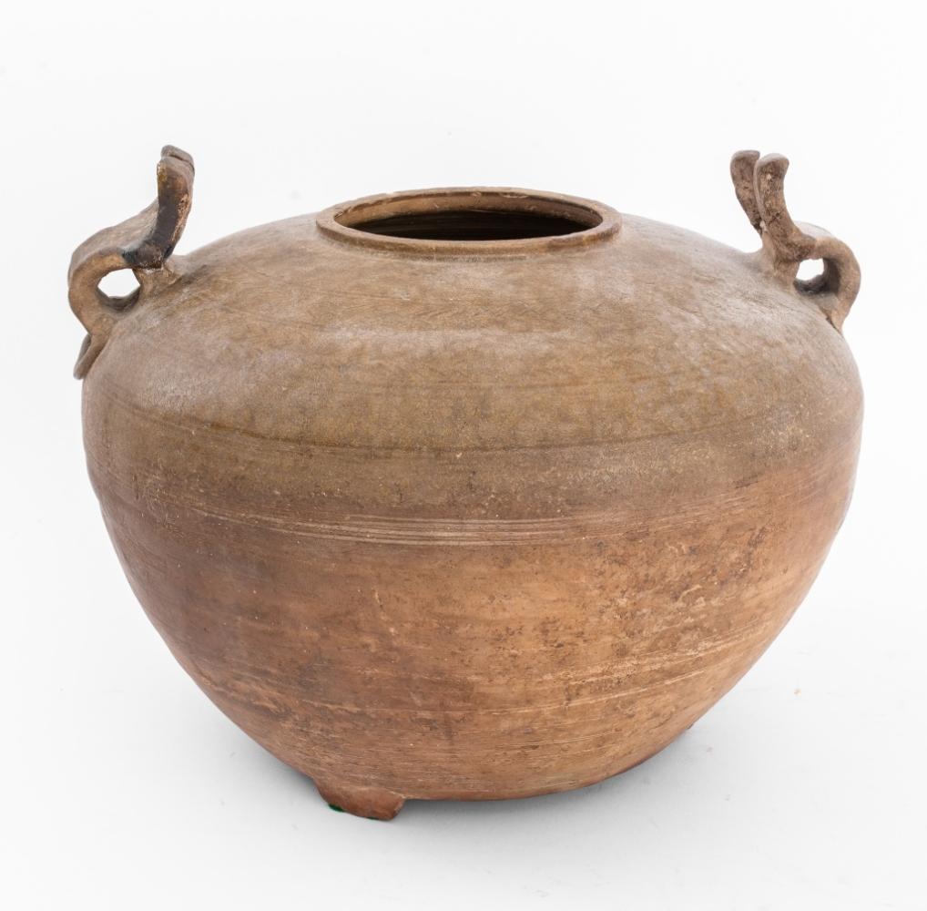 Chinesische Han Dynasty Steingut Vorratsgefäß im Angebot