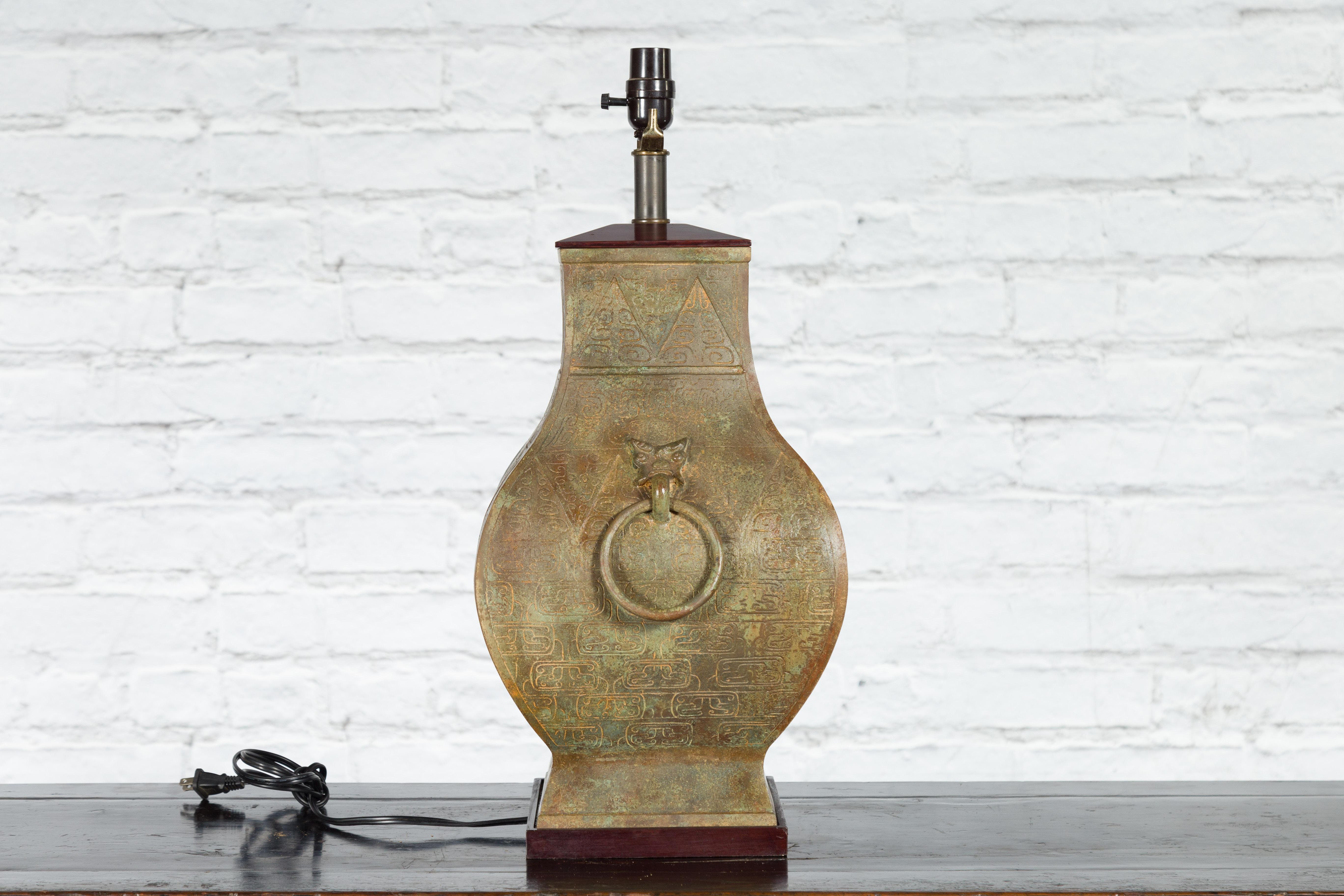 Han Dynasty Style Hu Vase Shaped Table Lamp with Scrollwork, US Wired For Sale 1