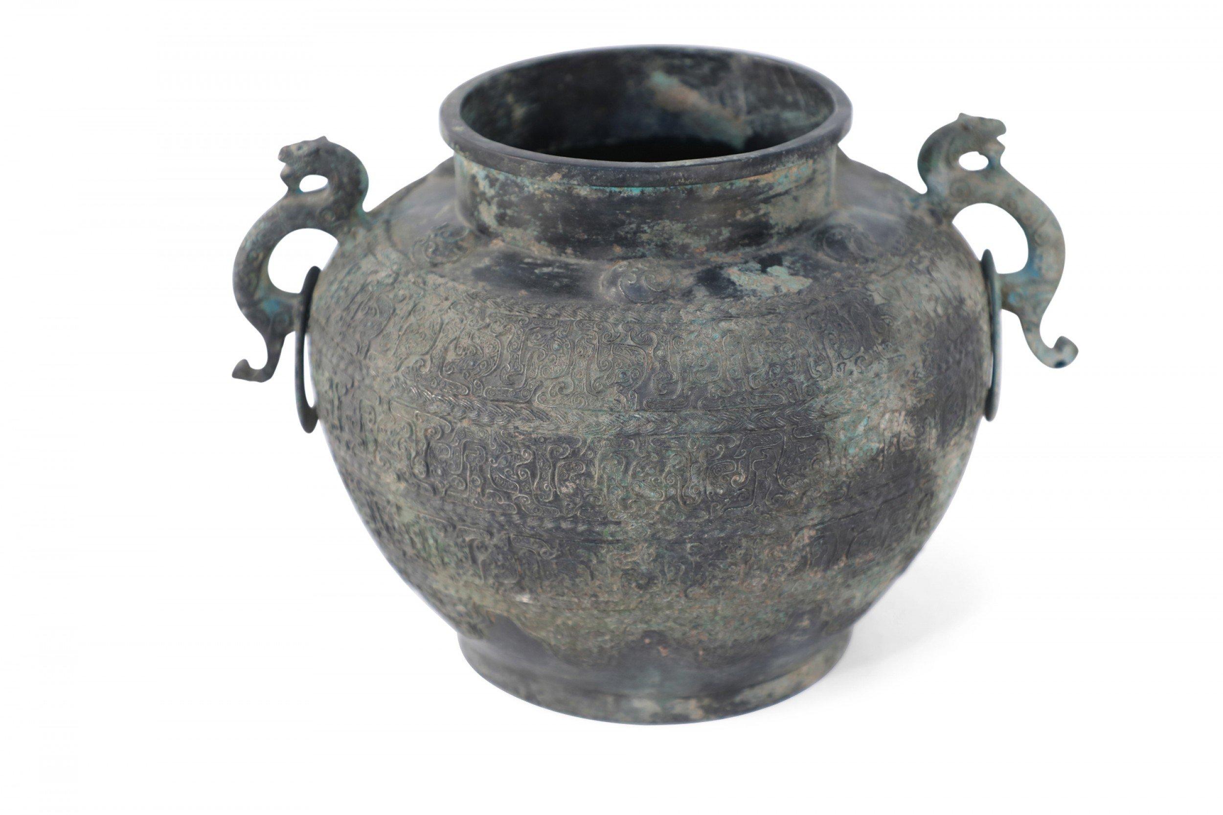 Chinese Han Dynasty-Style Patinated Bronze Handled Pot For Sale 2