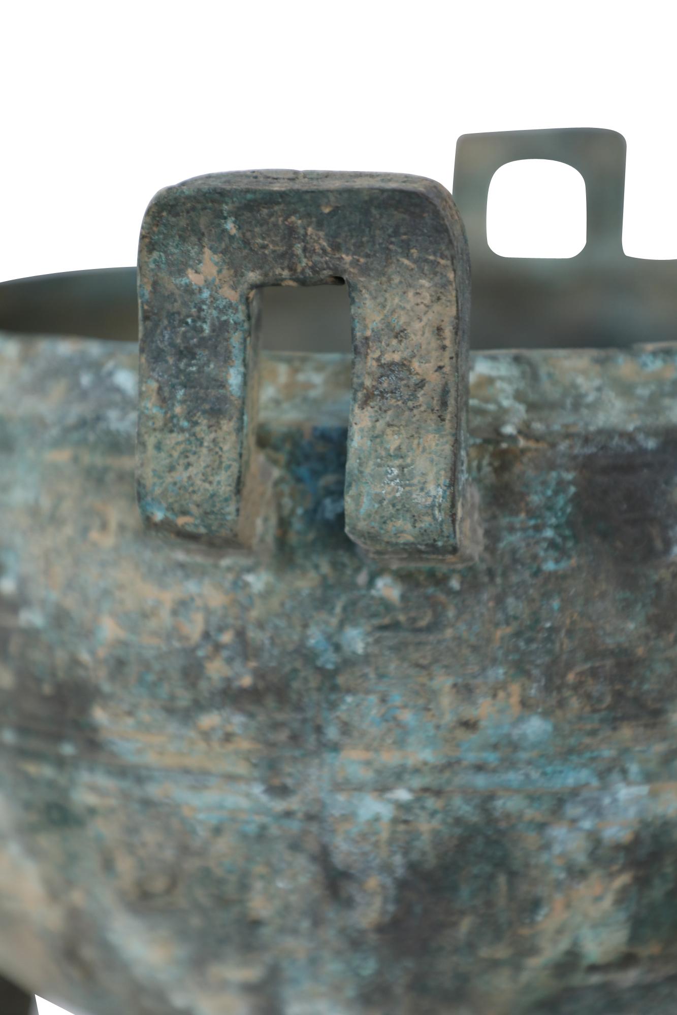 Chinese Han Dynasty-Style Patinated Bronze Lidded and Footed Pot For Sale 5