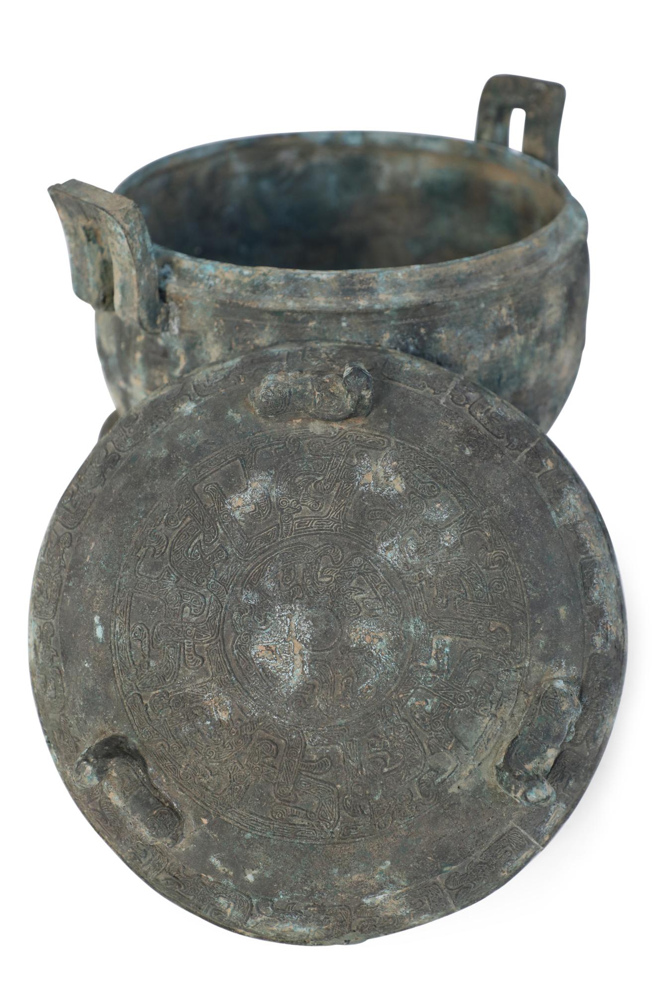 Chinese Han Dynasty-Style Patinated Bronze Lidded and Footed Pot For Sale 1