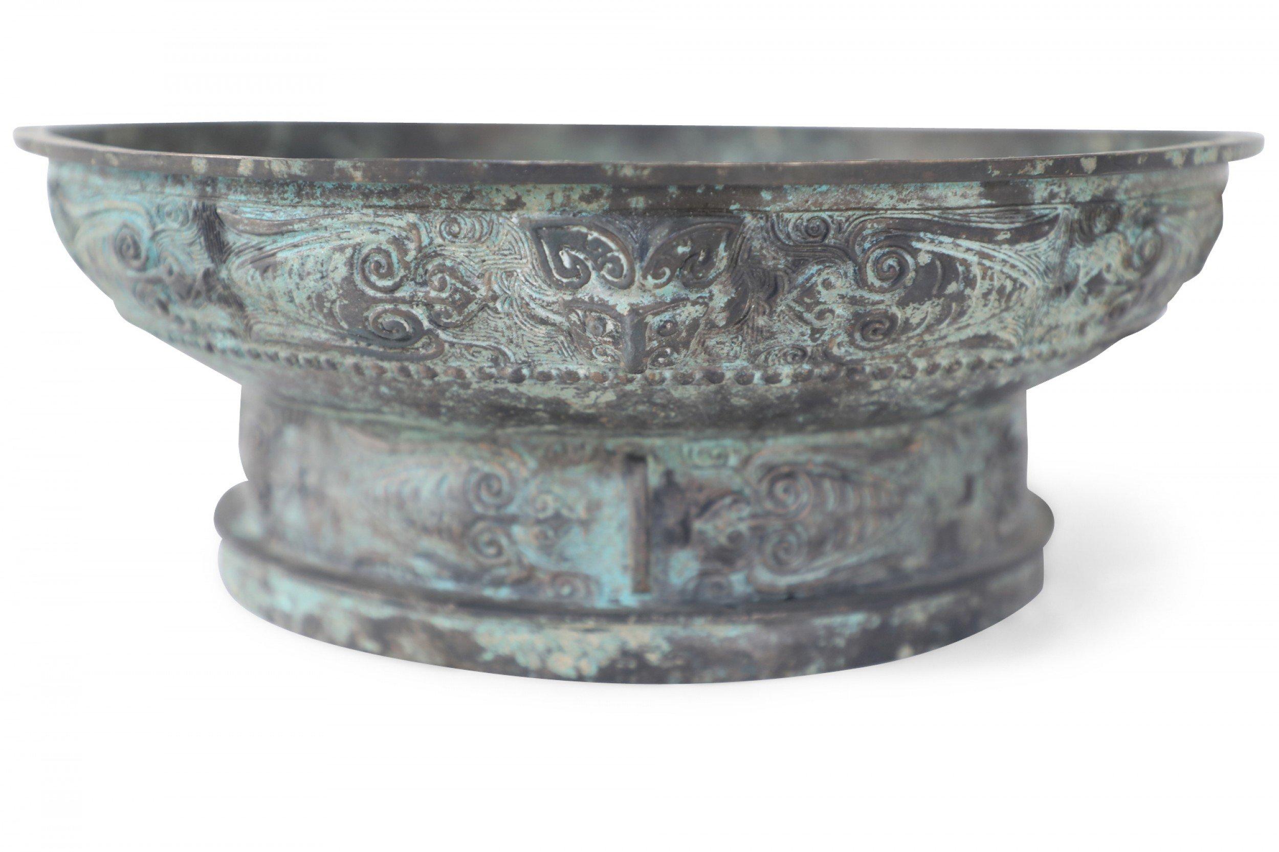 Chinese Han Dynasty-Style Patinated Bronze Shallow Bowl For Sale 6