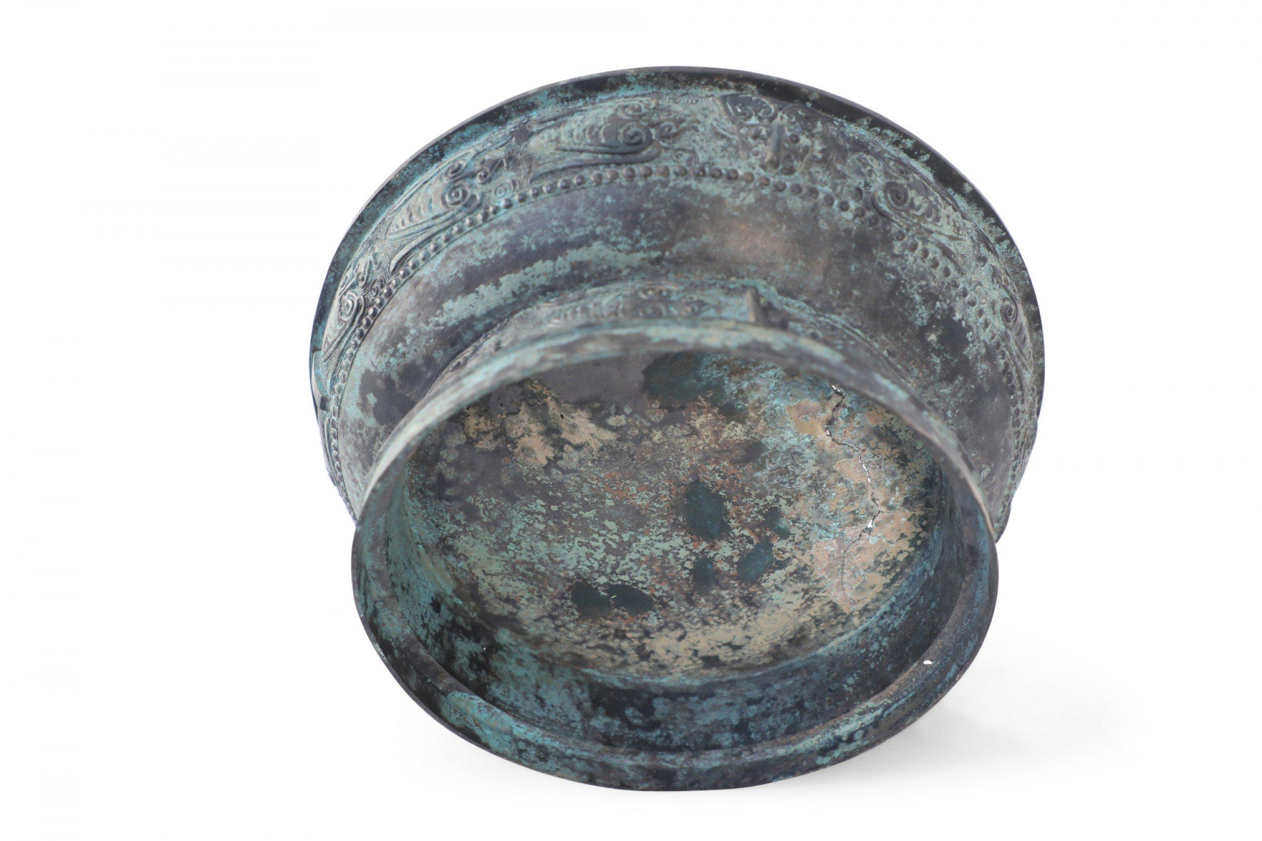 Chinese Han Dynasty-Style Patinated Bronze Shallow Bowl For Sale 8
