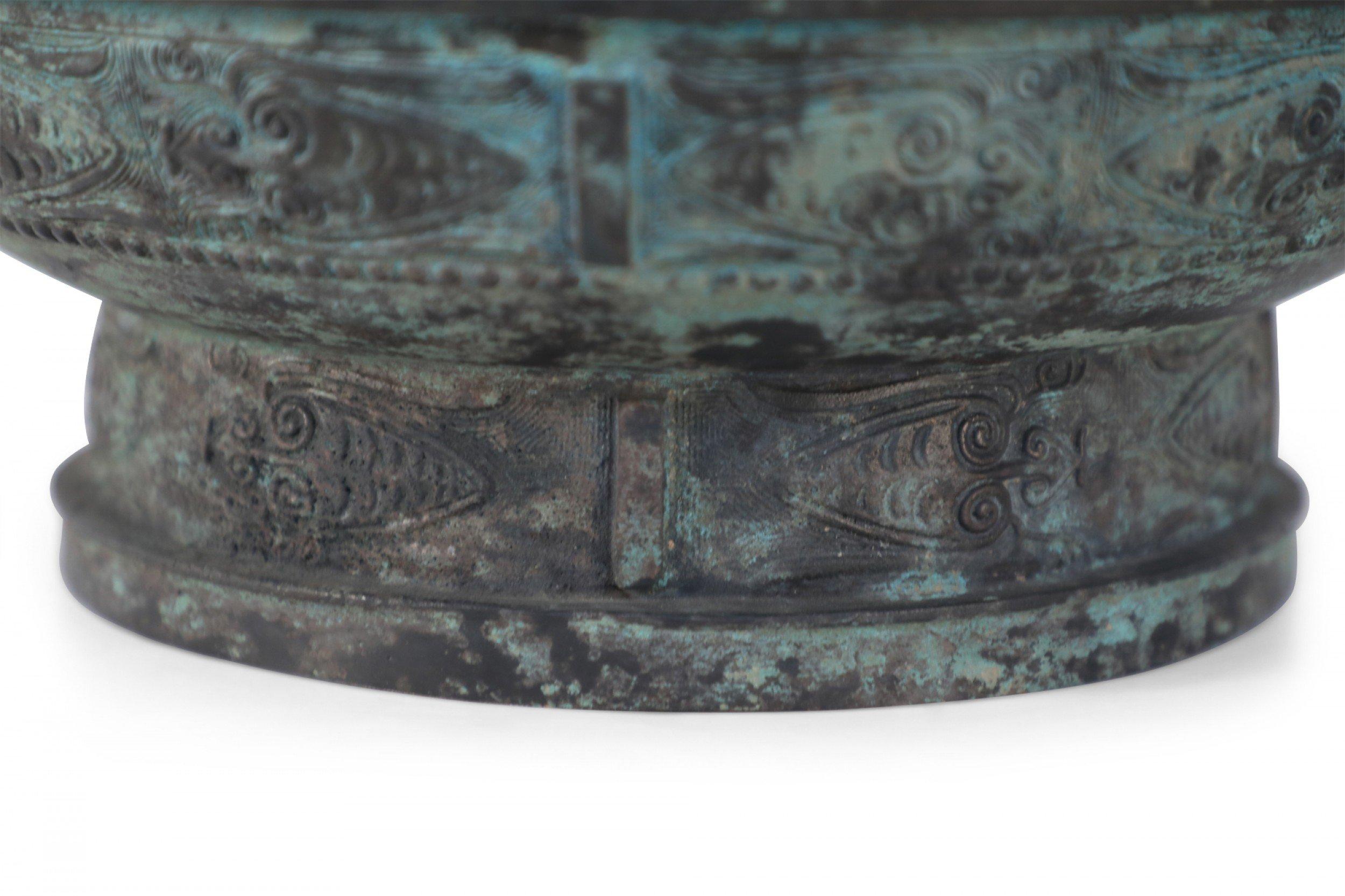 Chinese Han Dynasty-Style Patinated Bronze Shallow Bowl For Sale 2