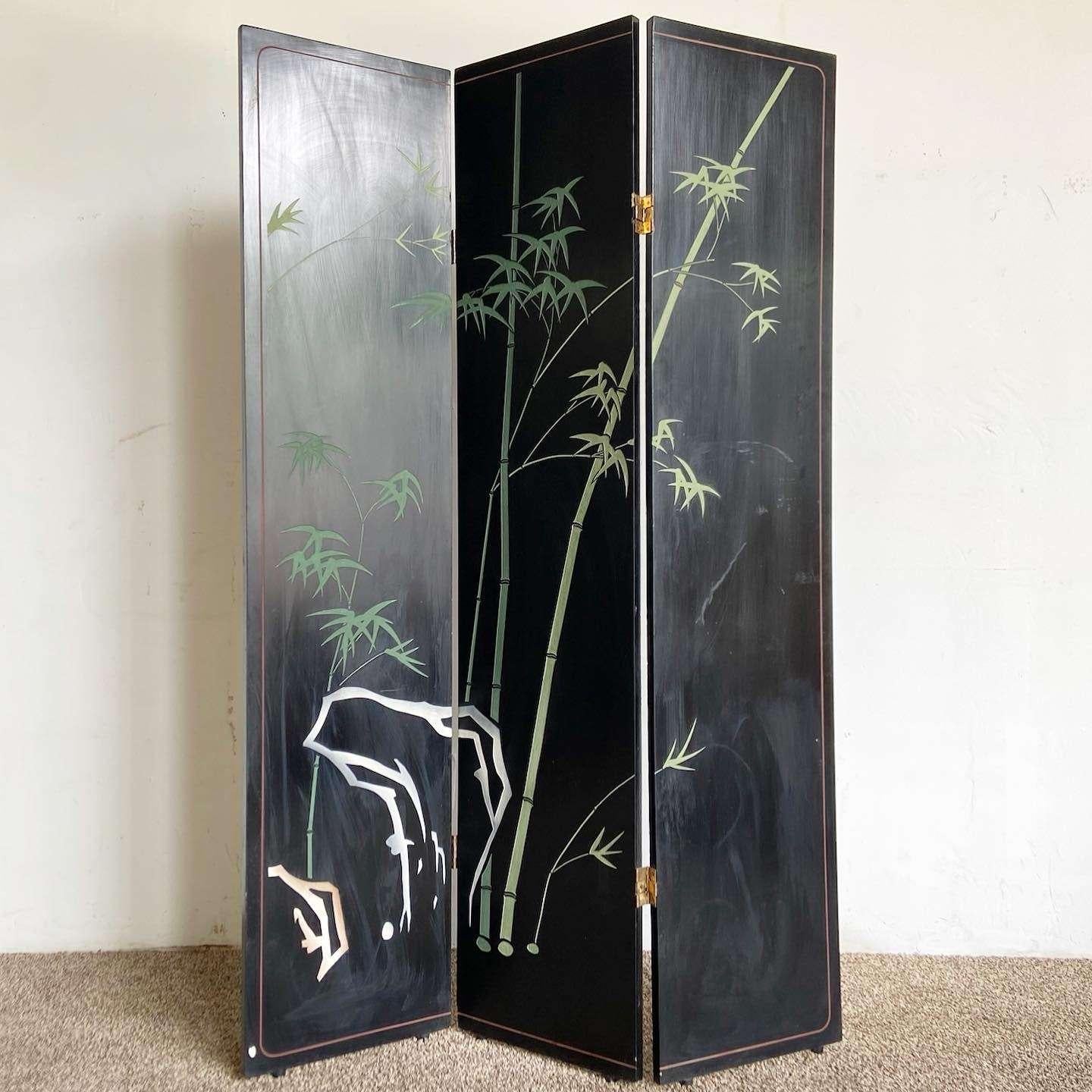 Chinese Hand Carved and Painted Room Divider - 3 Panels In Good Condition For Sale In Delray Beach, FL