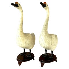 Chinesische, handgeschnittene, mosaikartig verblendete Gänse aus Knochen, ein Paar