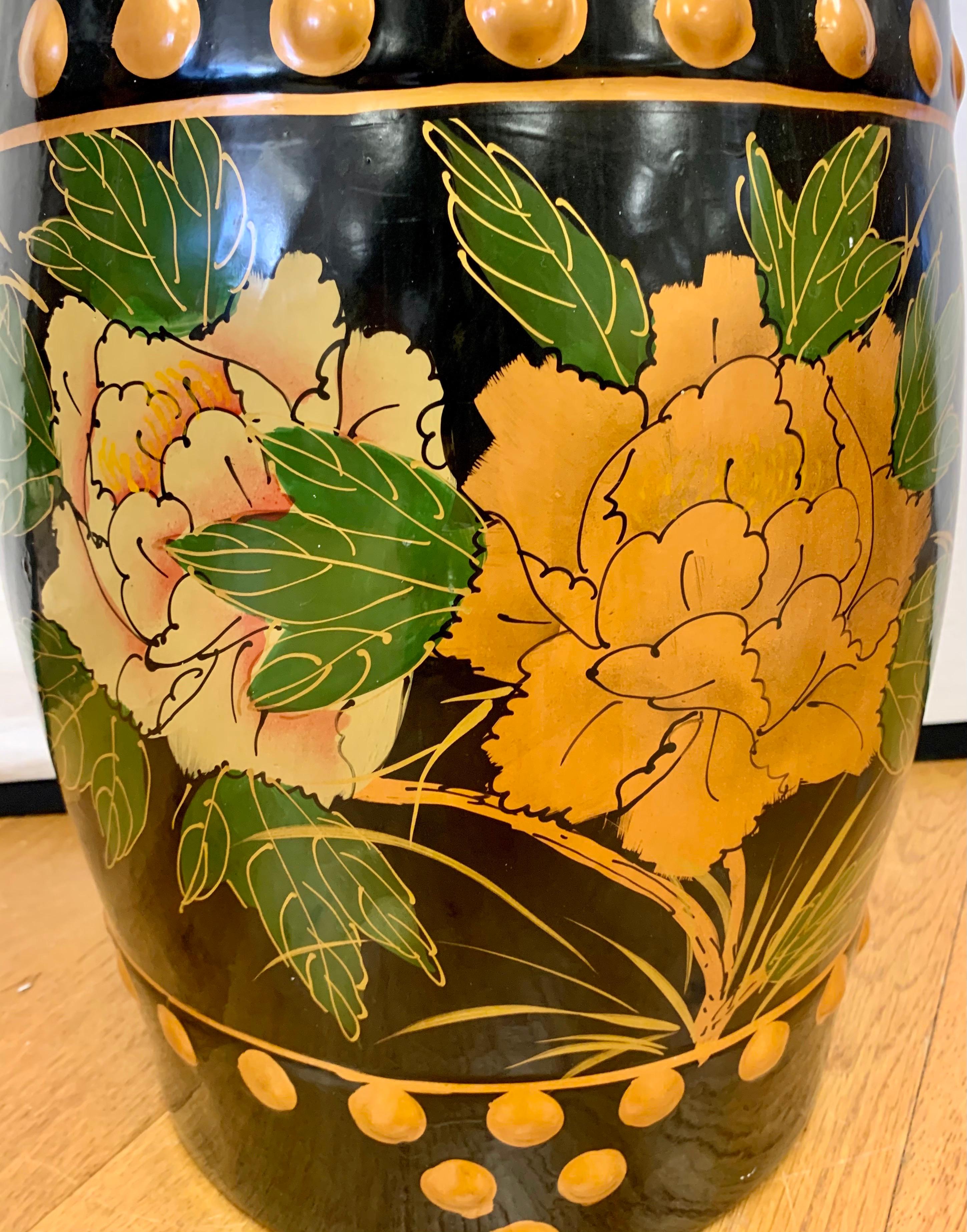 Chinese Hand Painted Black and Gold Porcelain Garden Stool In Good Condition In West Hartford, CT
