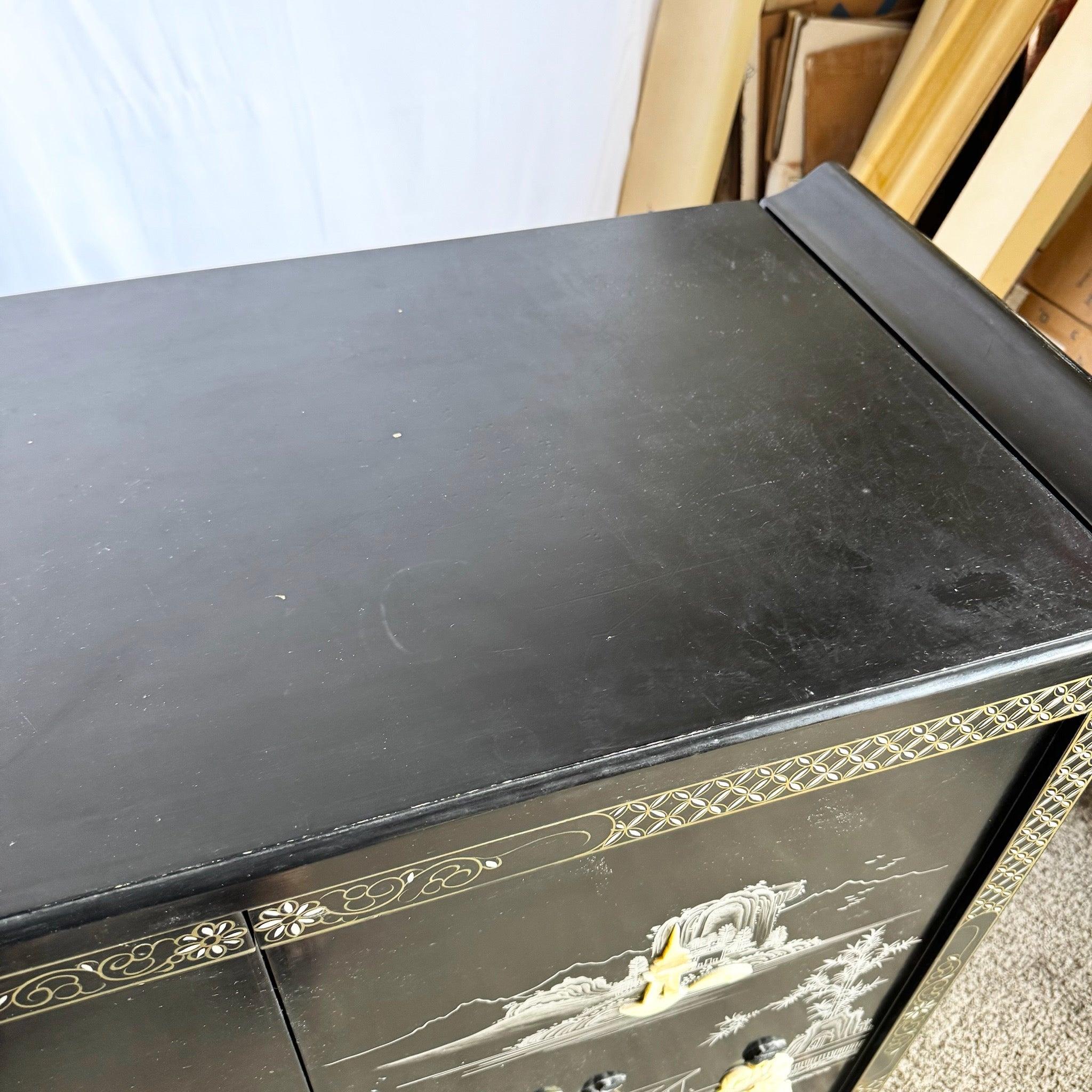 Late 20th Century Chinese Hand Painted Black Lacquered Dry Bar With Mother of Pearl Accents For Sale