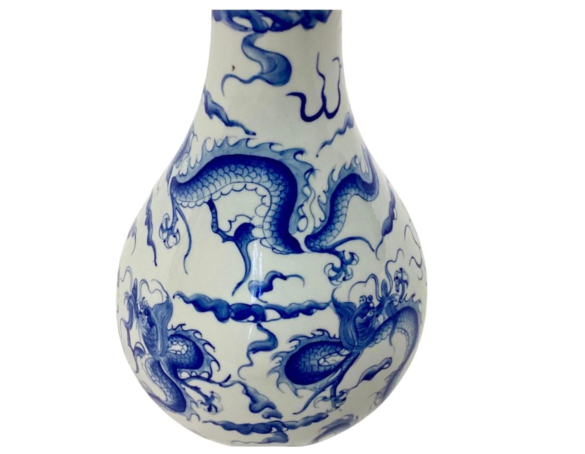 Chinese Hand Painted Blue And White Porcelain Dragon Vase  In Good Condition For Sale In Bradenton, FL