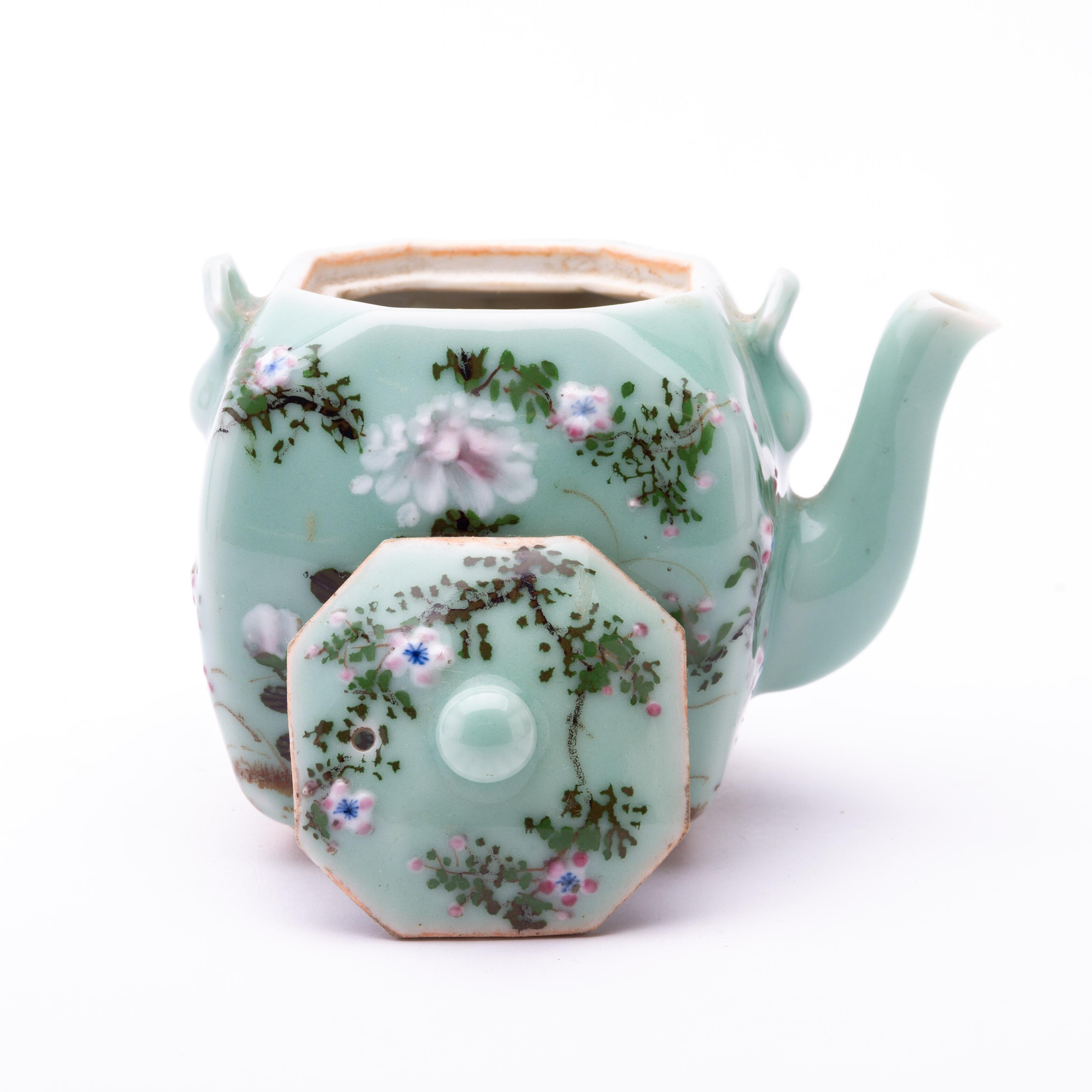 Chinese Hand Painted Celadon Glazed Blossoms Teapot For Sale 1