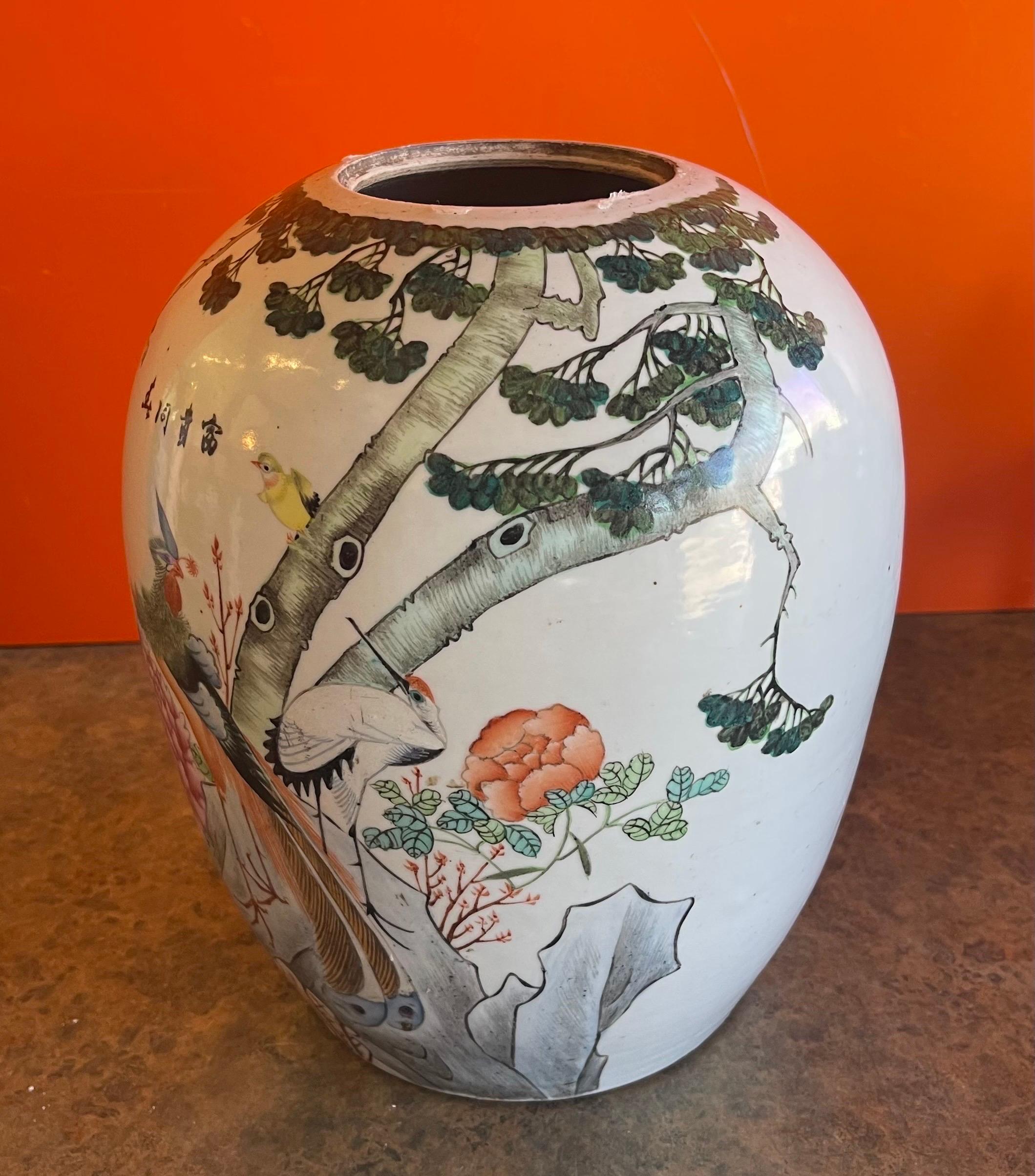 20th Century Chinese Hand Painted Ceramic Ginger Jar from Republic Period For Sale
