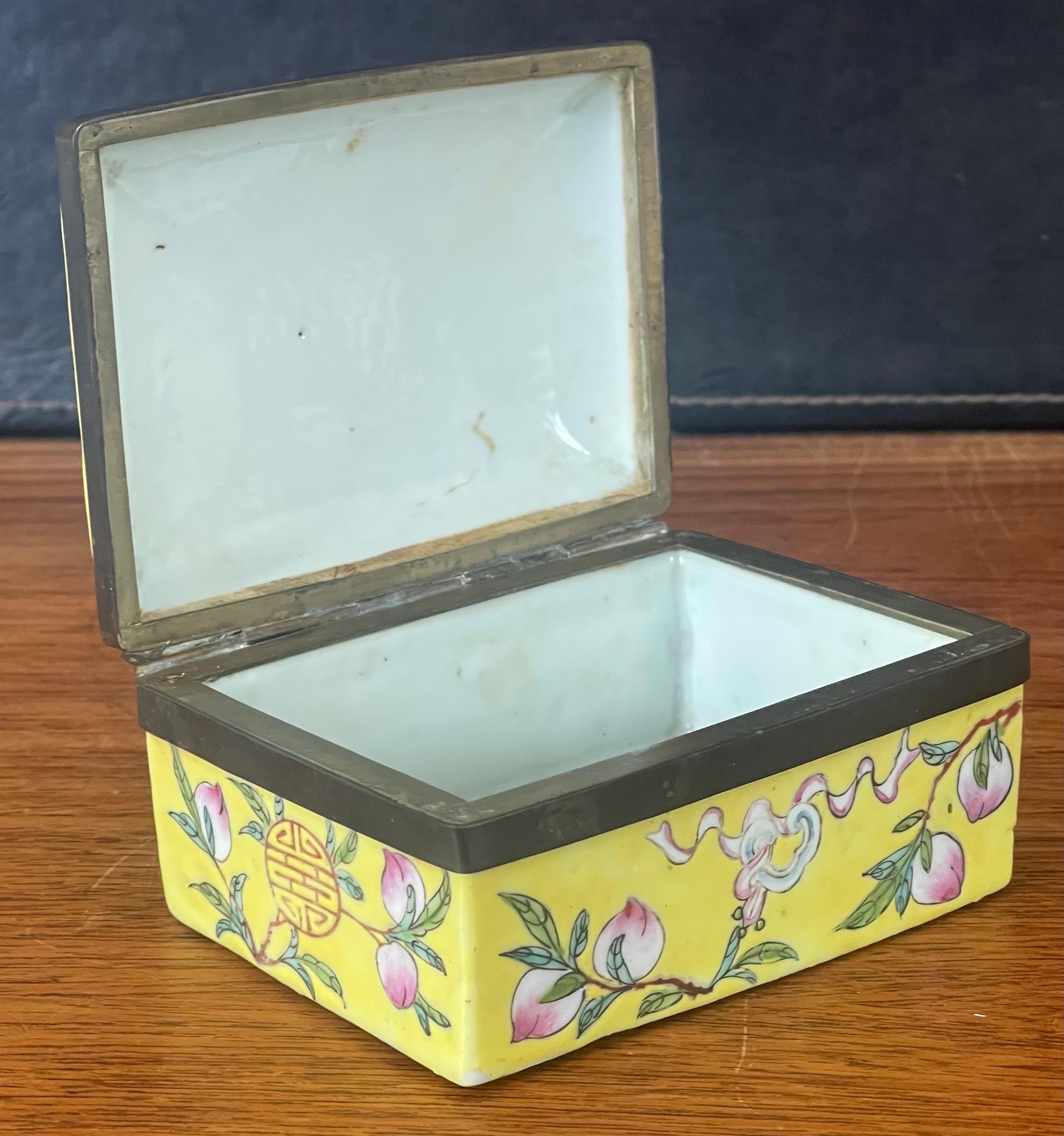 Mid-Century Modern Chinese Hand Painted Ceramic Trinket Box For Sale