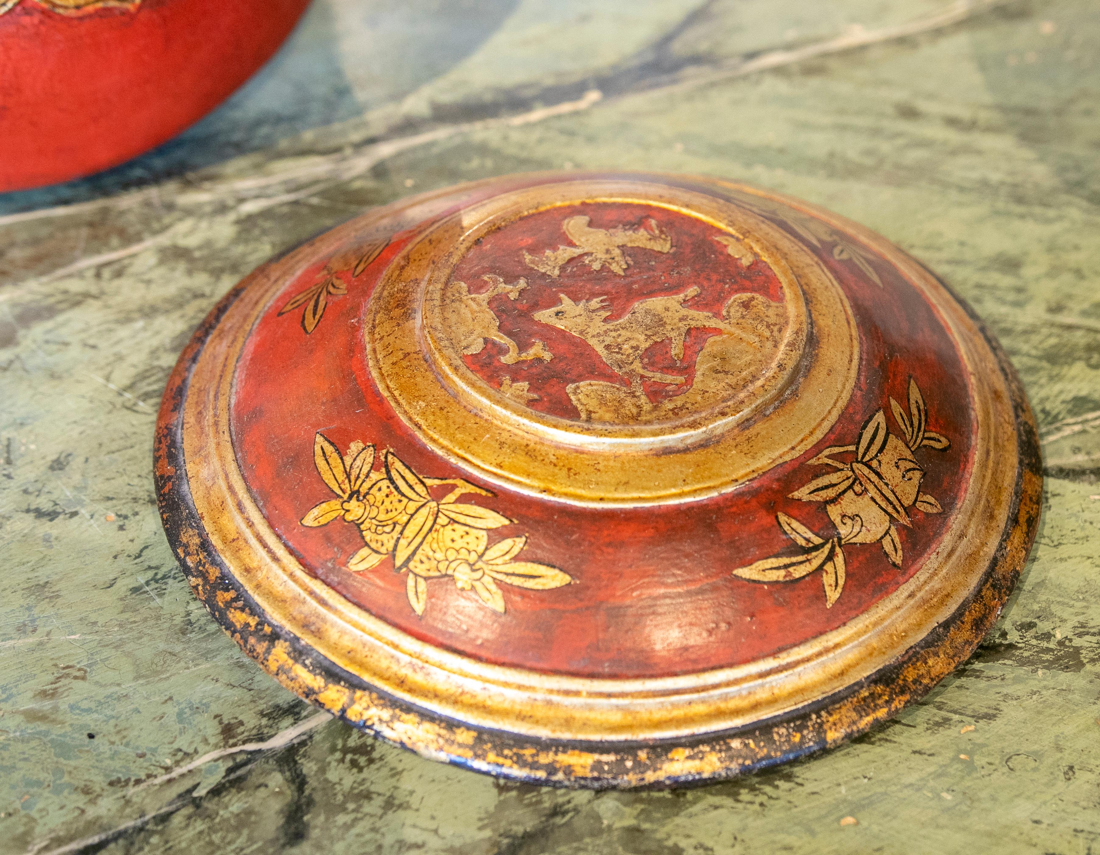 Chinese Hand Painted Food Basket with Bamboo Handles 8