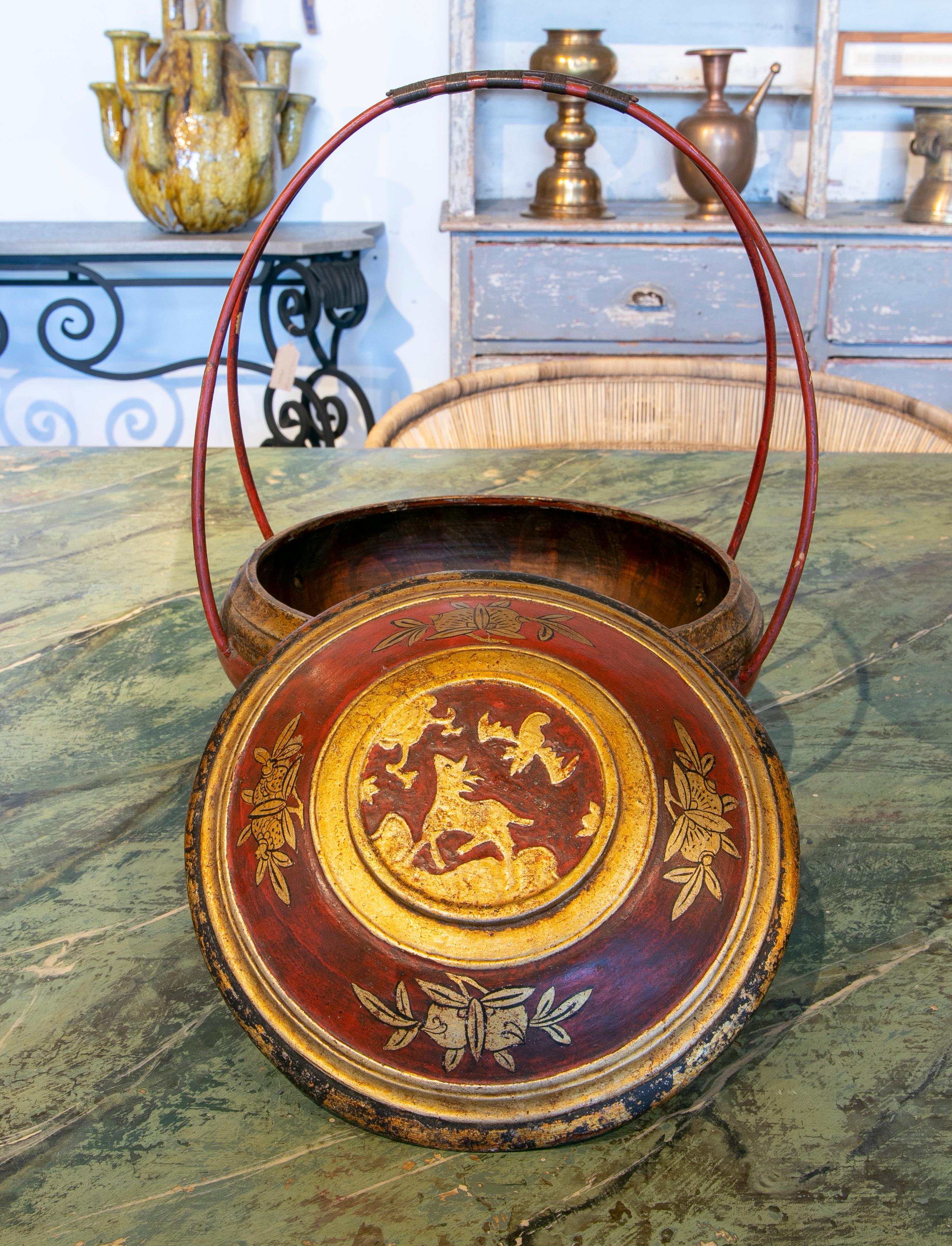 Chinese Hand Painted Food Basket with Bamboo Handles 3