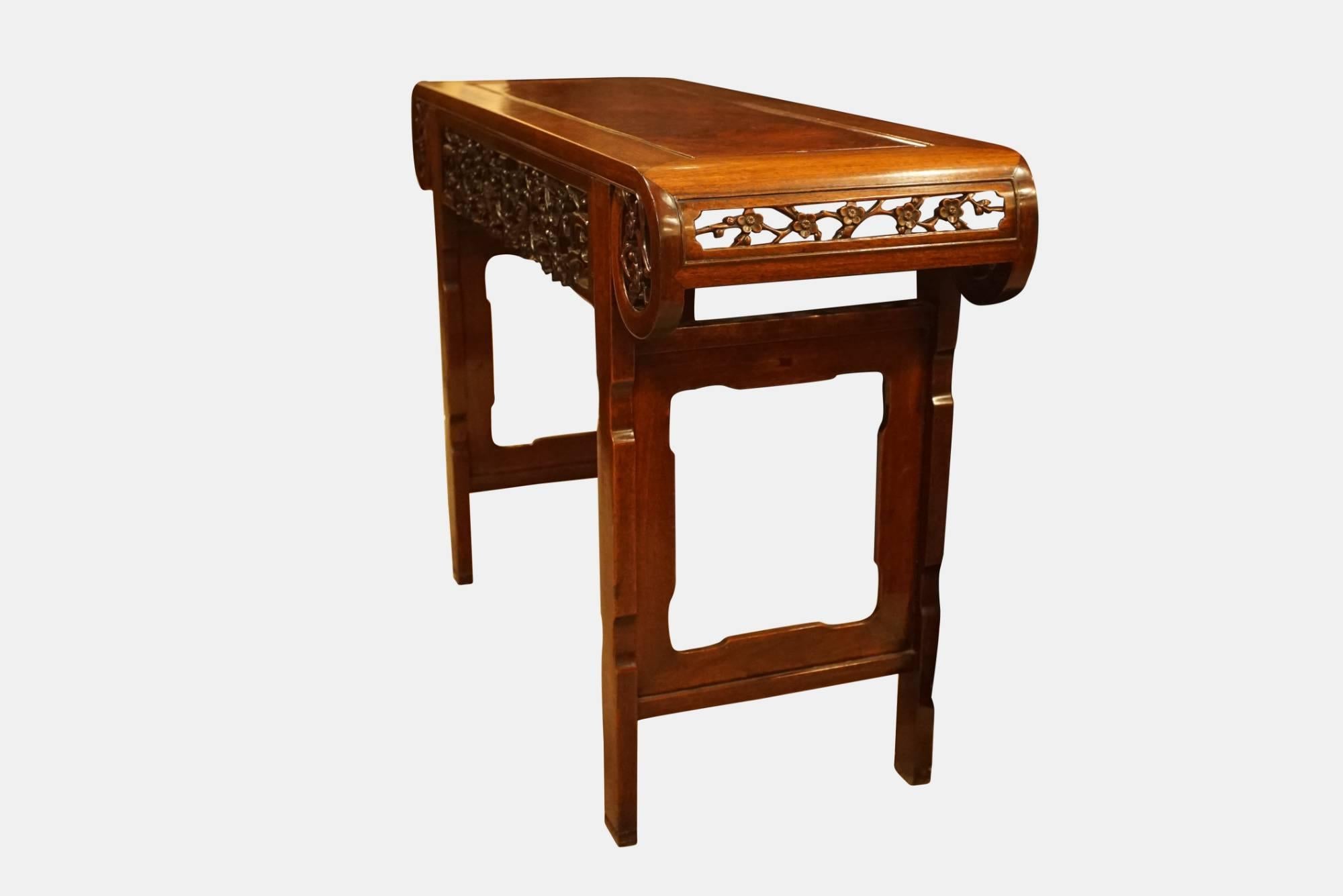 Early 19th Century Chinese Hardwood Altar Table For Sale