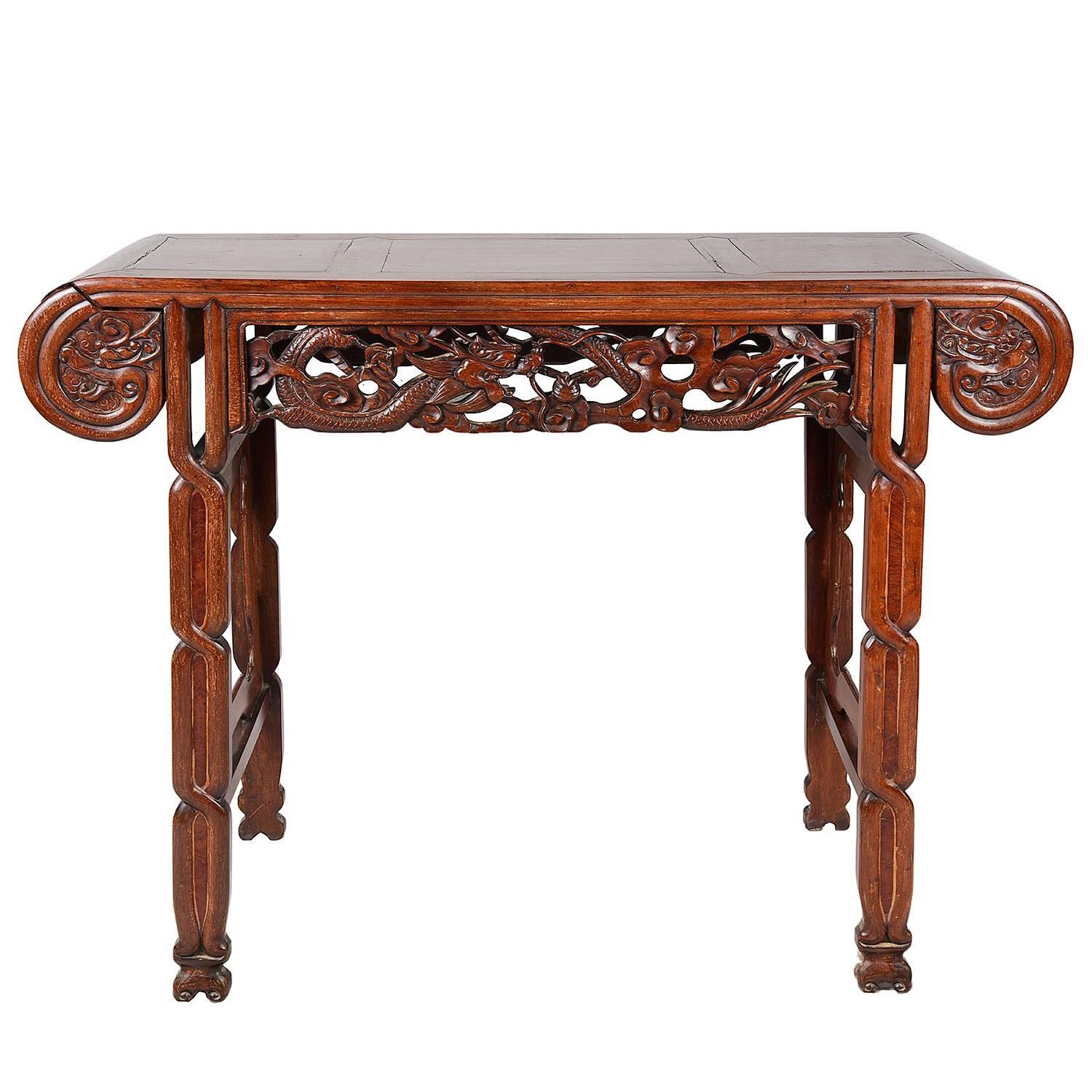 Table basse chinoise en bois dur, 19e siècle